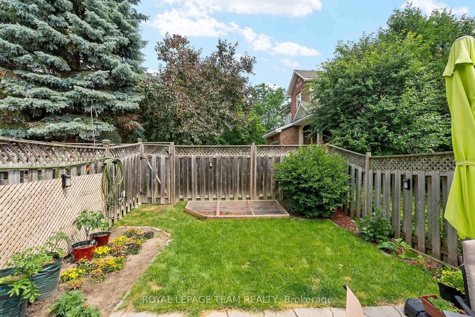 Photo 30 of 68 Eagleview Street, Ottawa, Kanata - Emerald Meadows/Trailwest — HOMEH