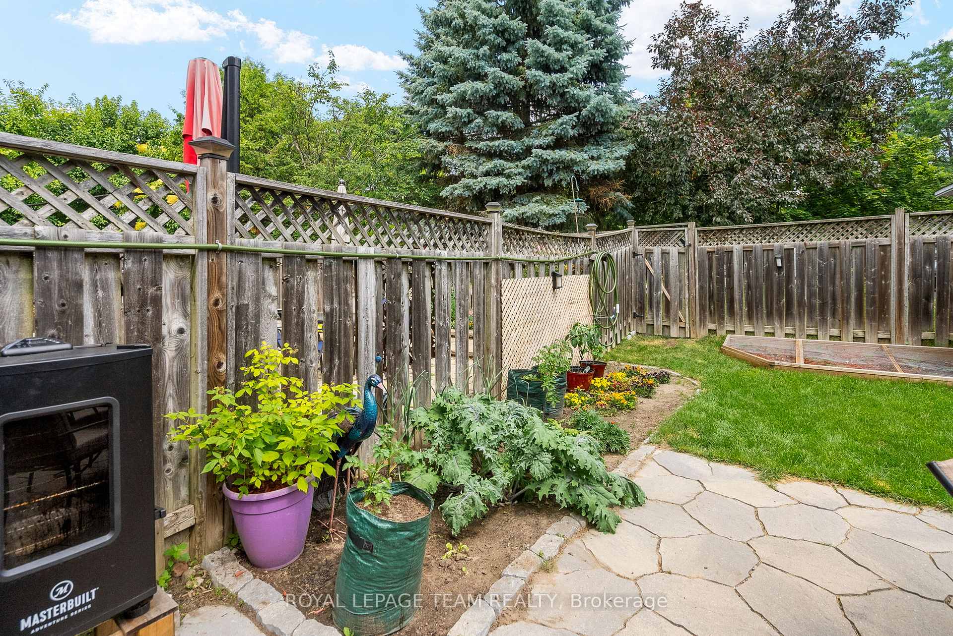 Photo 31 of 68 Eagleview Street, Ottawa, Kanata - Emerald Meadows/Trailwest — HOMEH