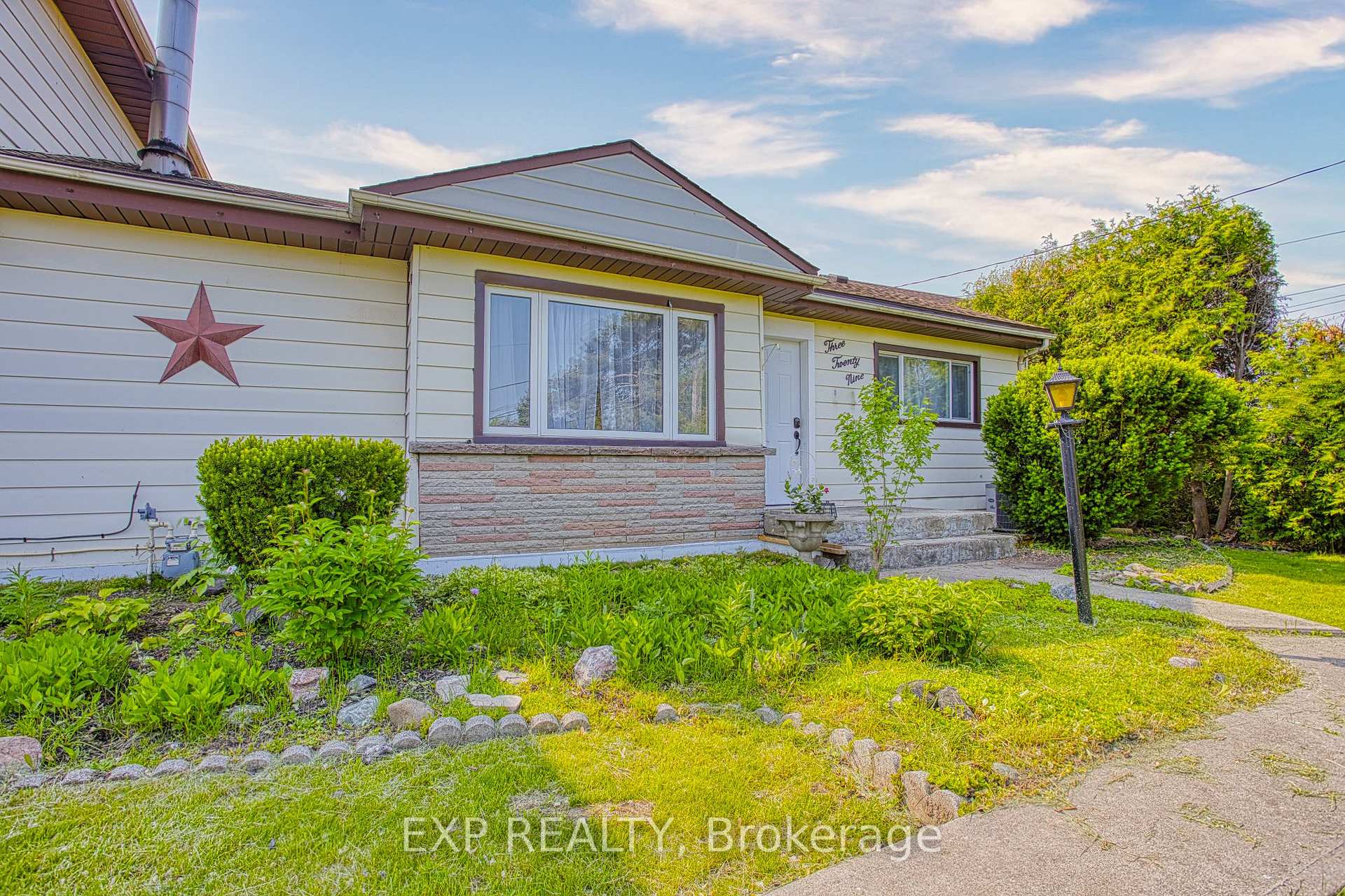 Photo 4 of 329 Margaret Avenue, Hamilton, Stoney Creek Industrial — HOMEH