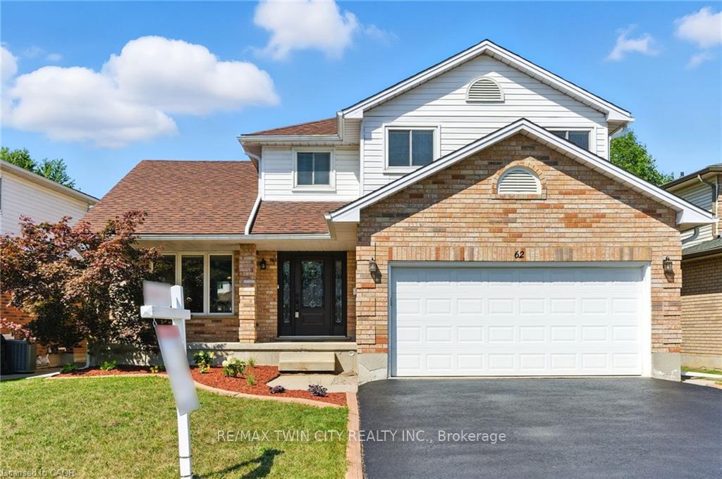 Photo 2 of 62 Zeller Drive, Kitchener — HOMEH
