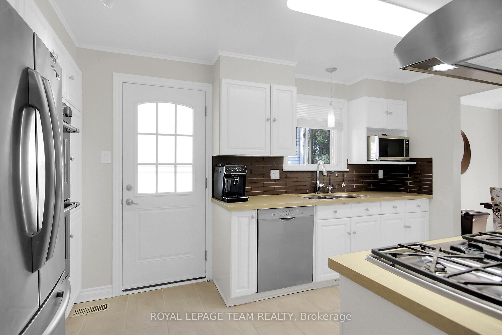 Photo 15 of 167 Abbeyhill Drive, Ottawa, Kanata - Glencairn/Hazeldean — HOMEH