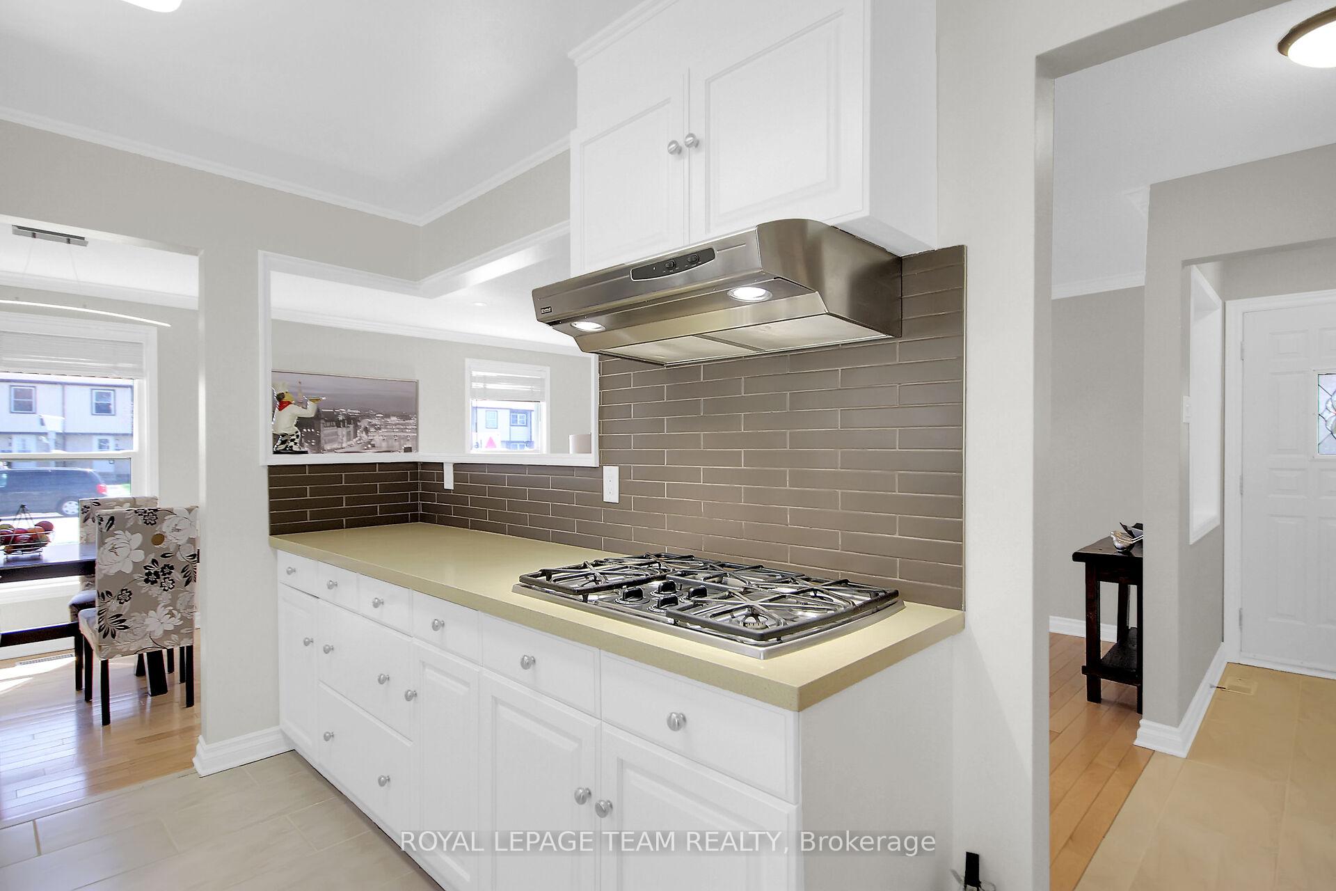 Photo 17 of 167 Abbeyhill Drive, Ottawa, Kanata - Glencairn/Hazeldean — HOMEH
