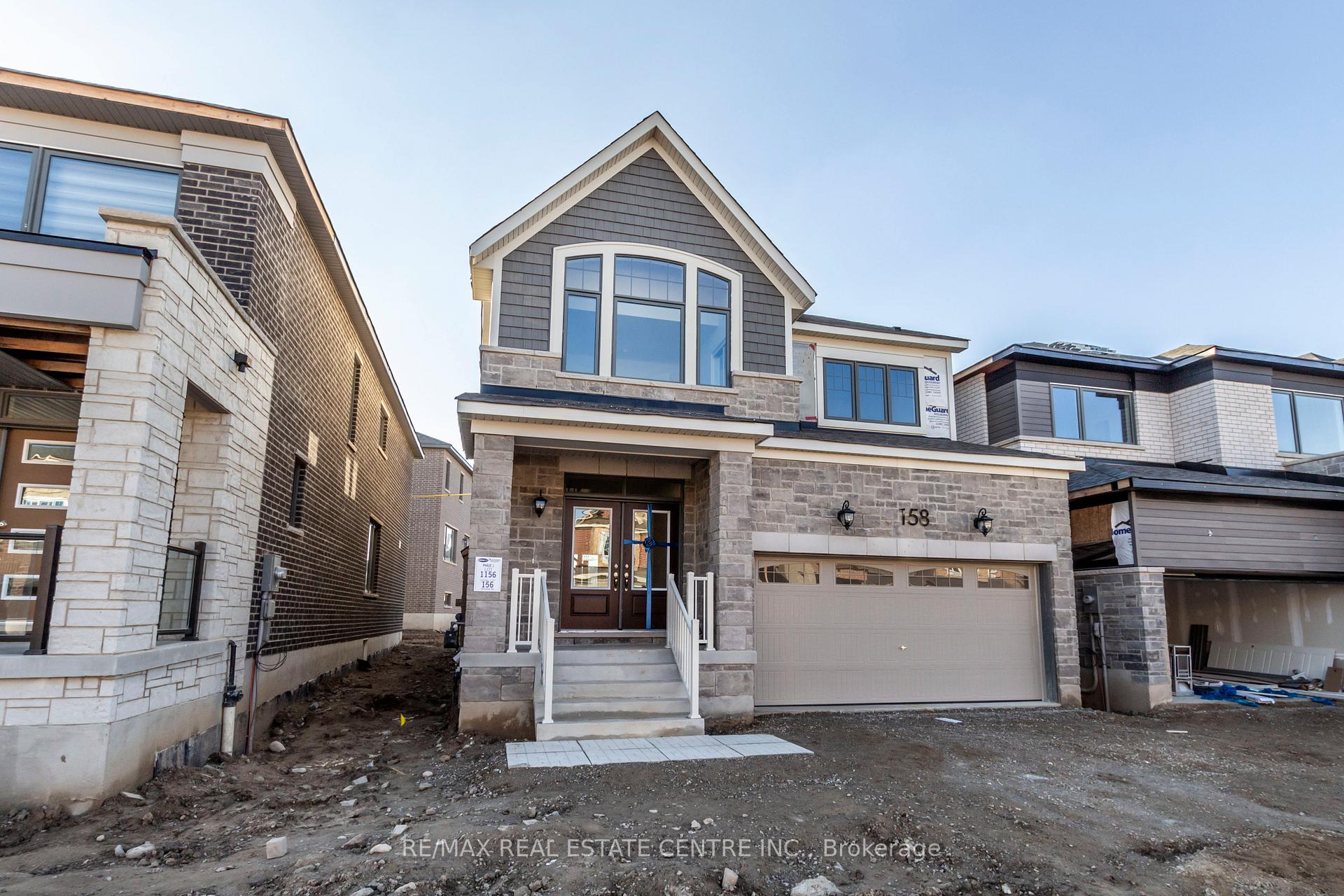 Photo 3 of 158 Histand Trail, Kitchener — HOMEH