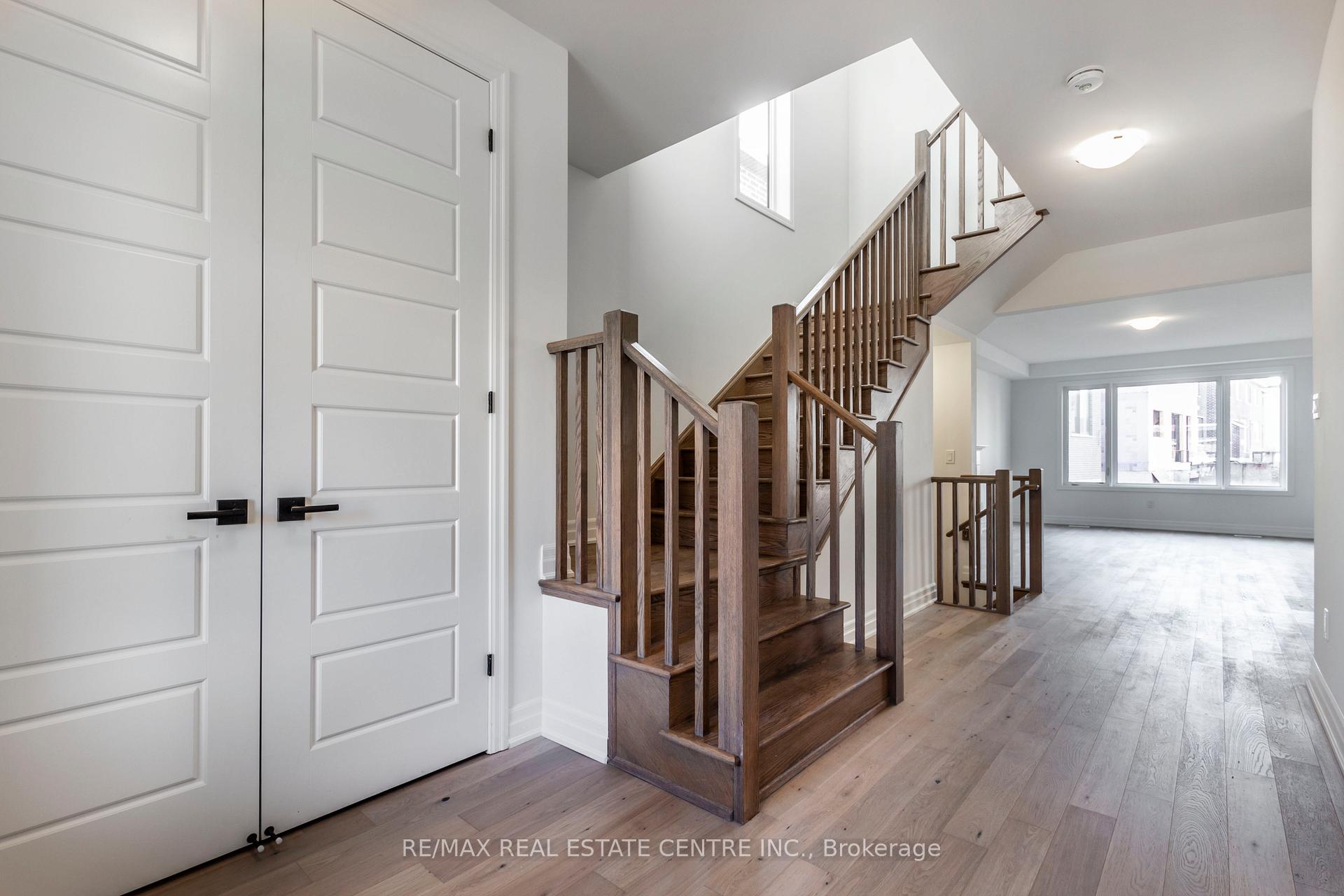 Photo 6 of 158 Histand Trail, Kitchener — HOMEH
