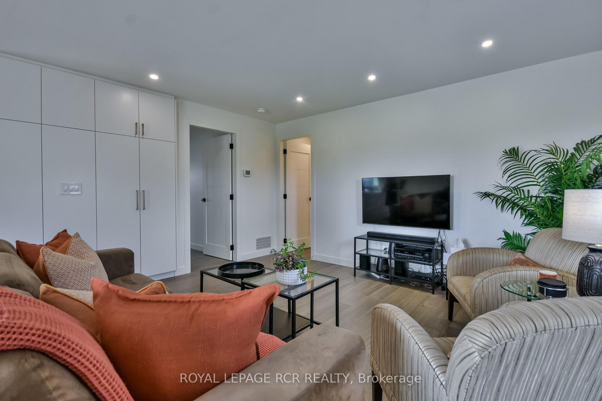 Photo 6 of 2075 Gilford Road, Innisfil, Gilford — HOMEH