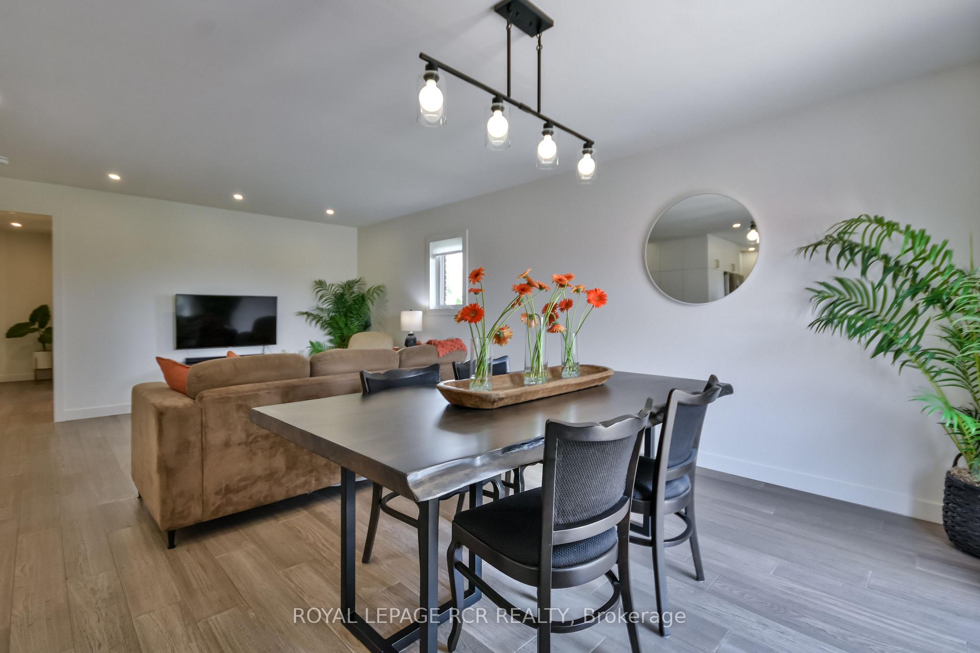 Photo 7 of 2075 Gilford Road, Innisfil, Gilford — HOMEH
