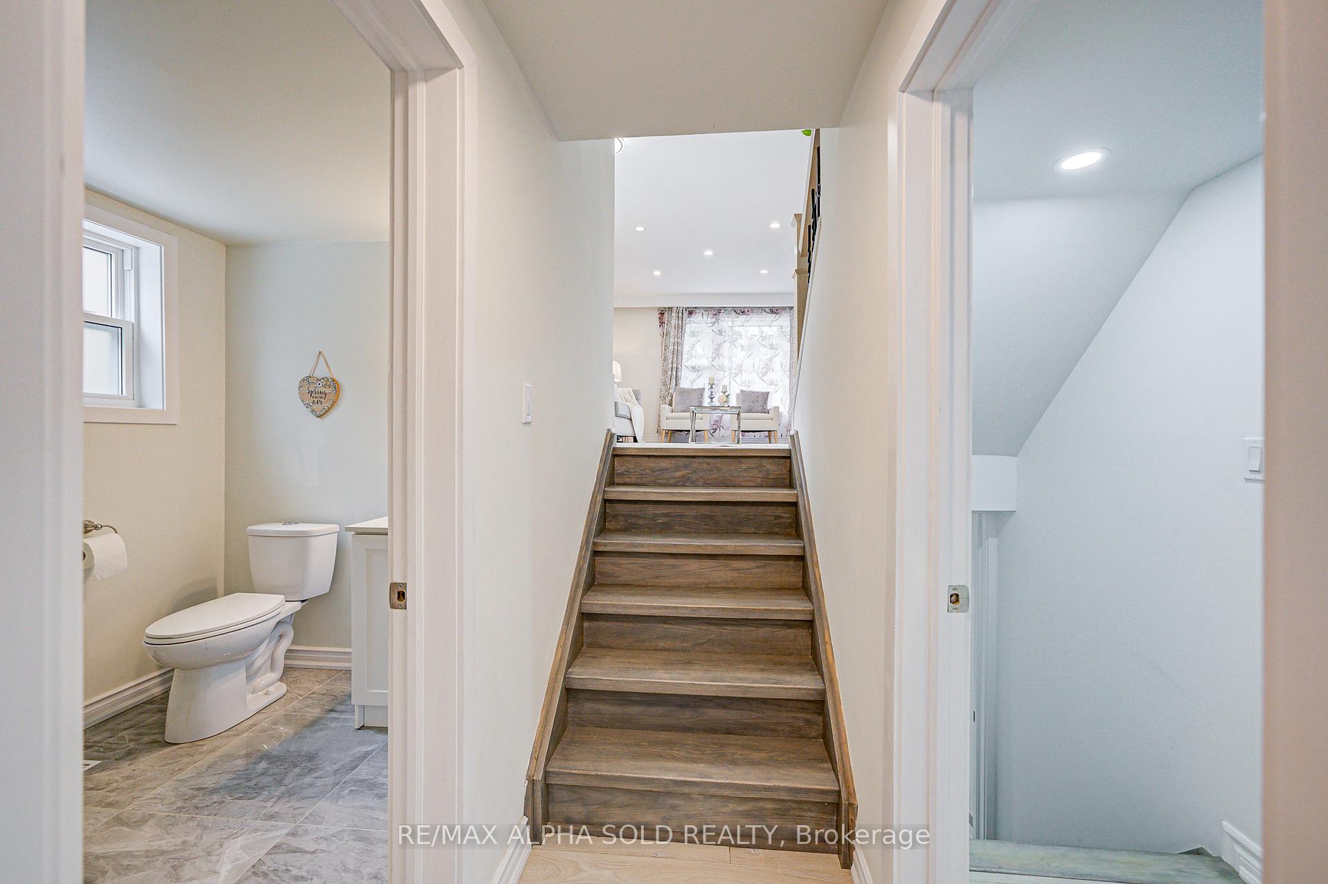 Photo 26 of 16 Arrowflight Drive, Markham, Bullock — HOMEH