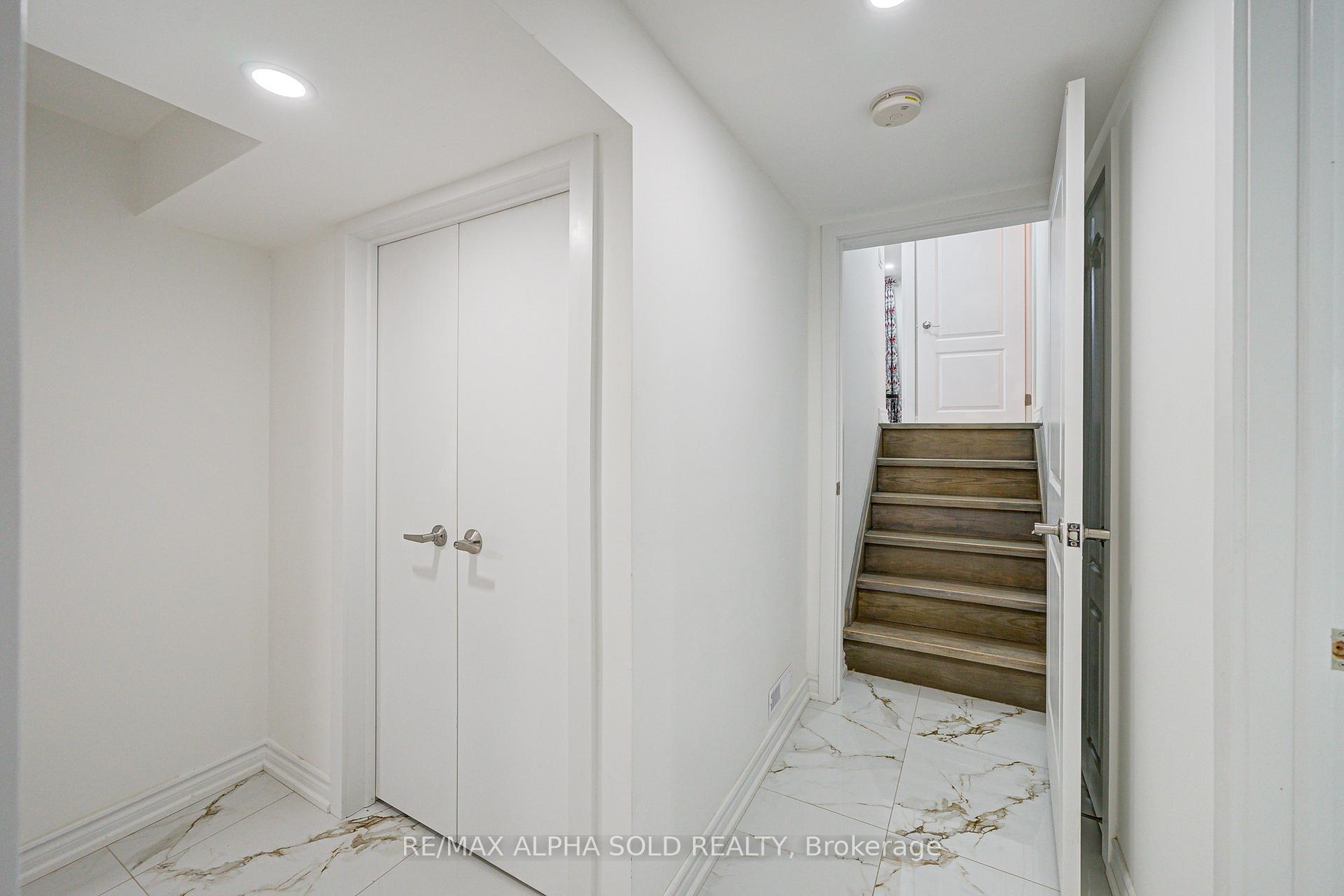 Photo 37 of 16 Arrowflight Drive, Markham, Bullock — HOMEH