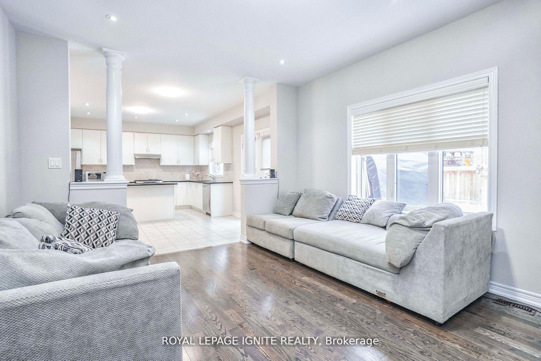 Photo 8 of 1382 Dallman Street, Innisfil, Lefroy — HOMEH