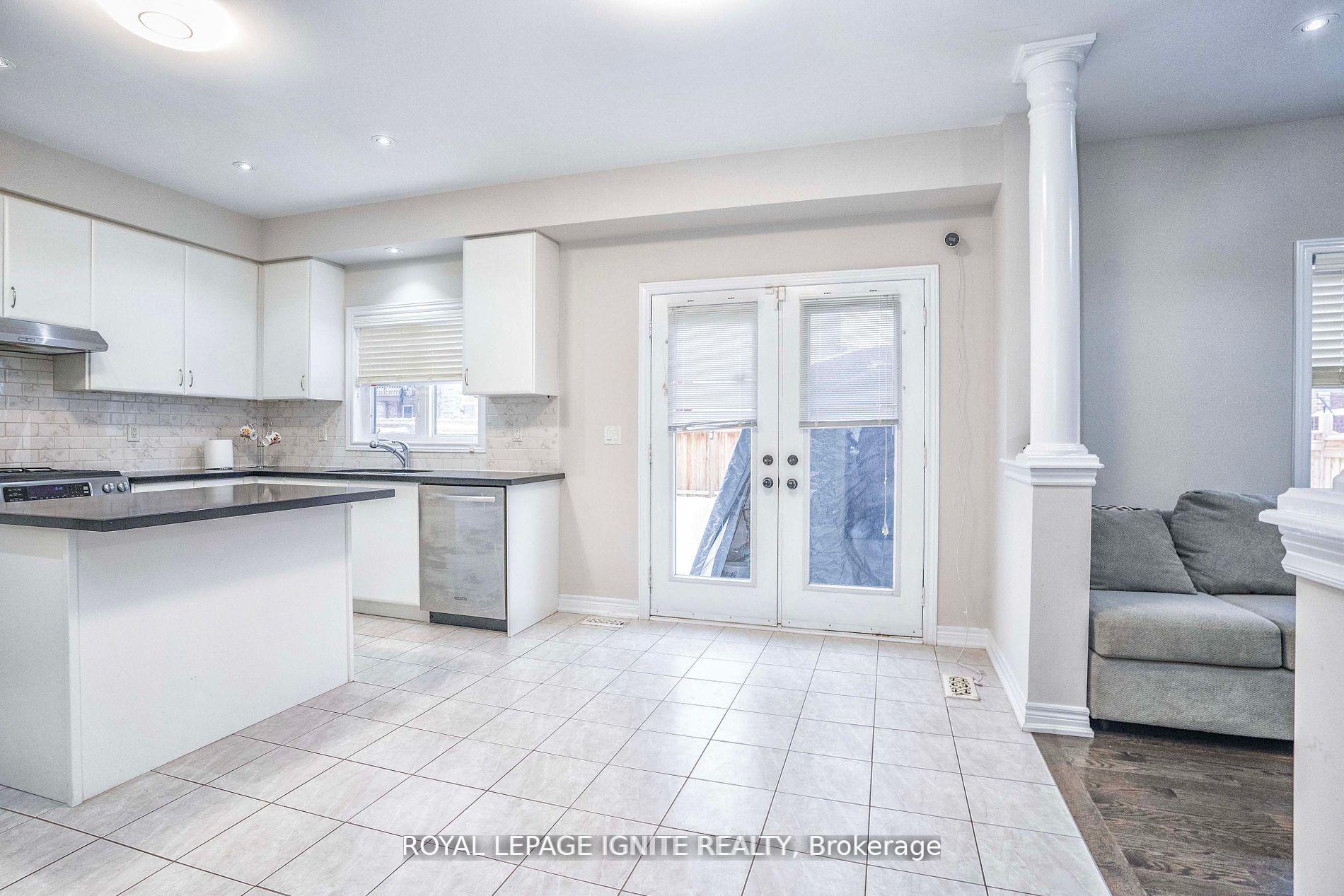 Photo 12 of 1382 Dallman Street, Innisfil, Lefroy — HOMEH