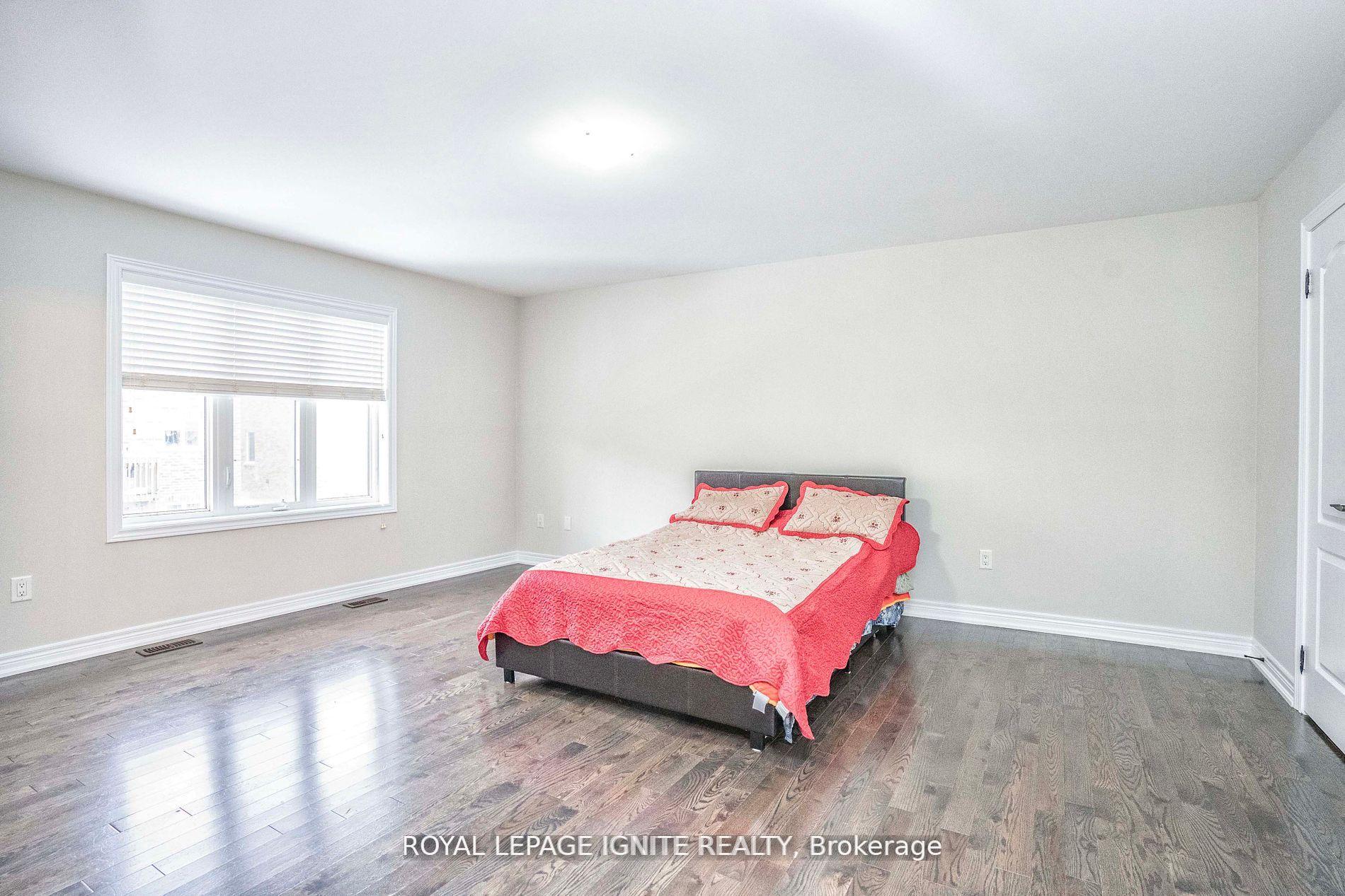 Photo 18 of 1382 Dallman Street, Innisfil, Lefroy — HOMEH