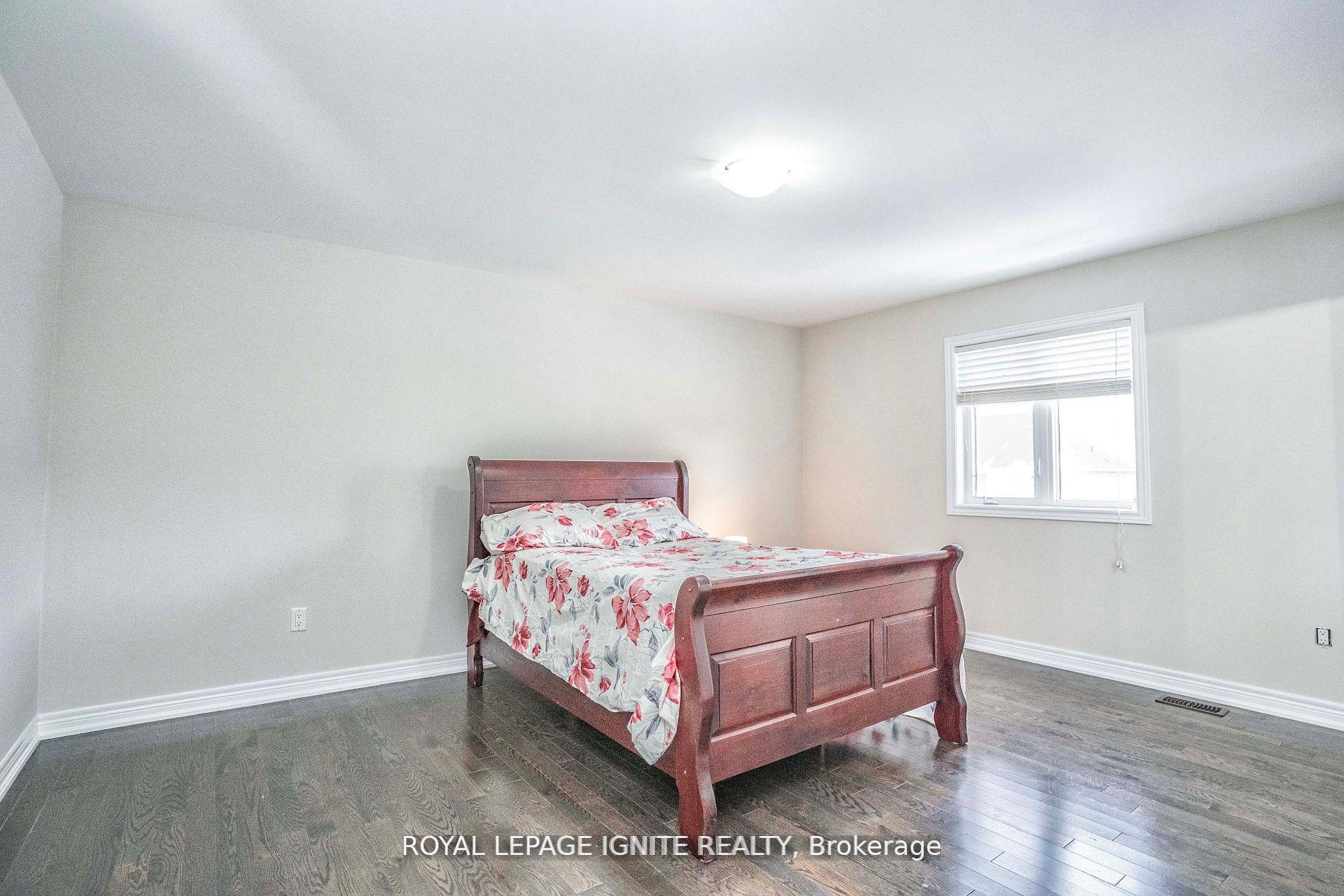 Photo 26 of 1382 Dallman Street, Innisfil, Lefroy — HOMEH