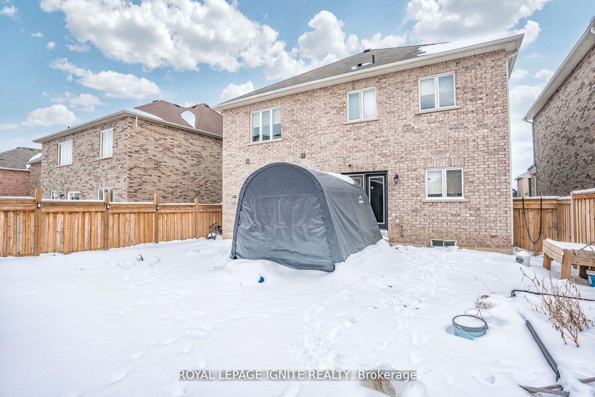 Photo 37 of 1382 Dallman Street, Innisfil, Lefroy — HOMEH