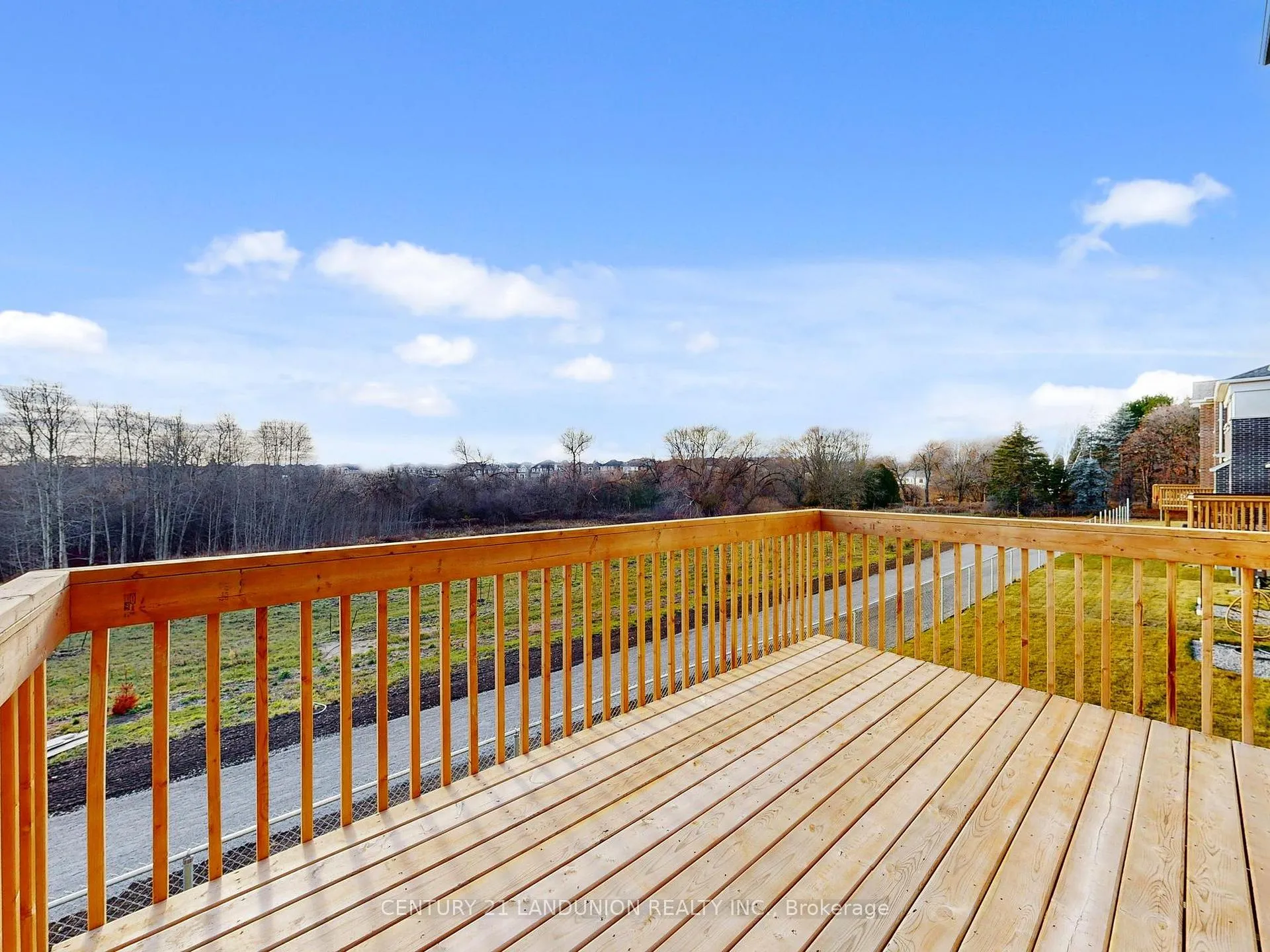 Photo 44 of 19 Spring Oak Crescent, Markham, Rural Markham — HOMEH