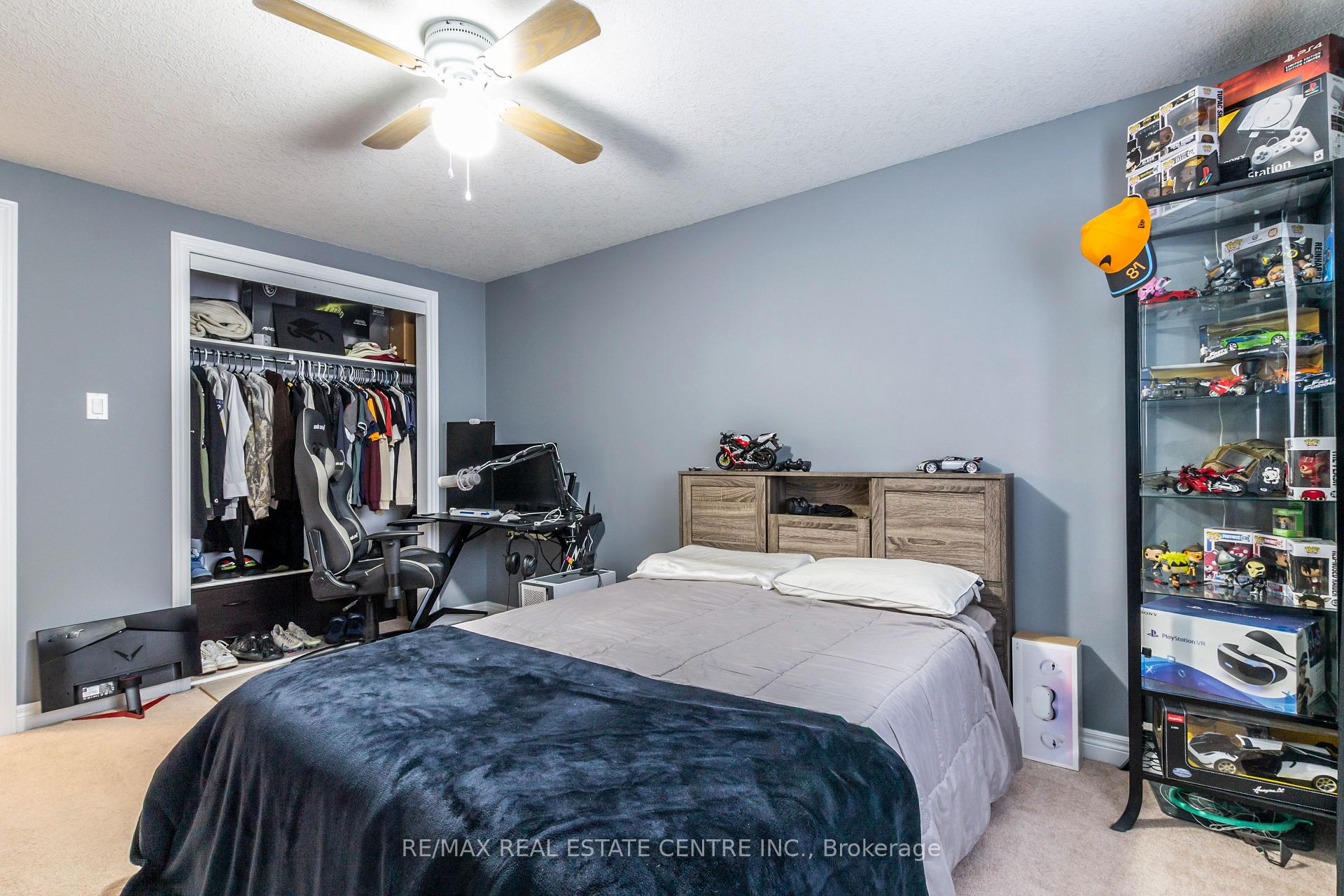 Photo 20 of 194 Hollyridge Crescent, Kitchener — HOMEH