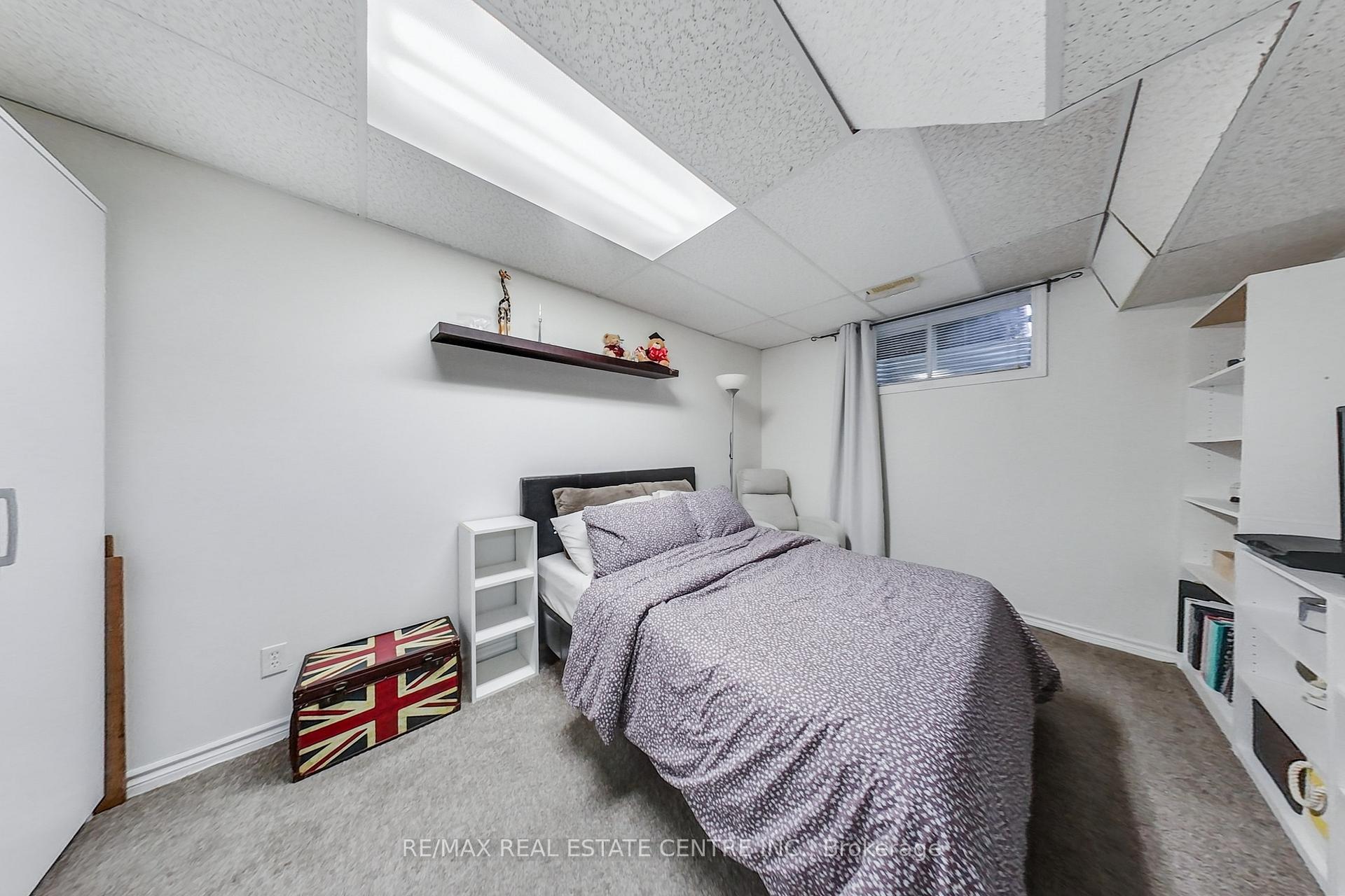 Photo 28 of 194 Hollyridge Crescent, Kitchener — HOMEH