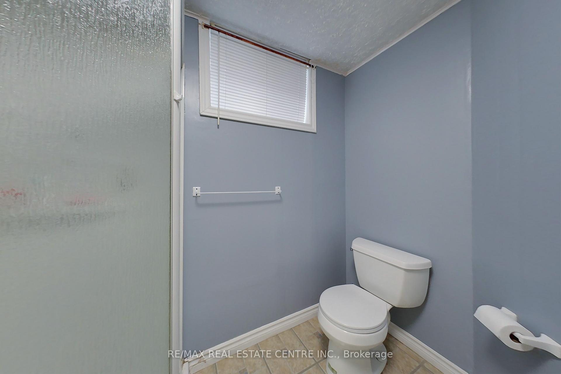 Photo 30 of 194 Hollyridge Crescent, Kitchener — HOMEH