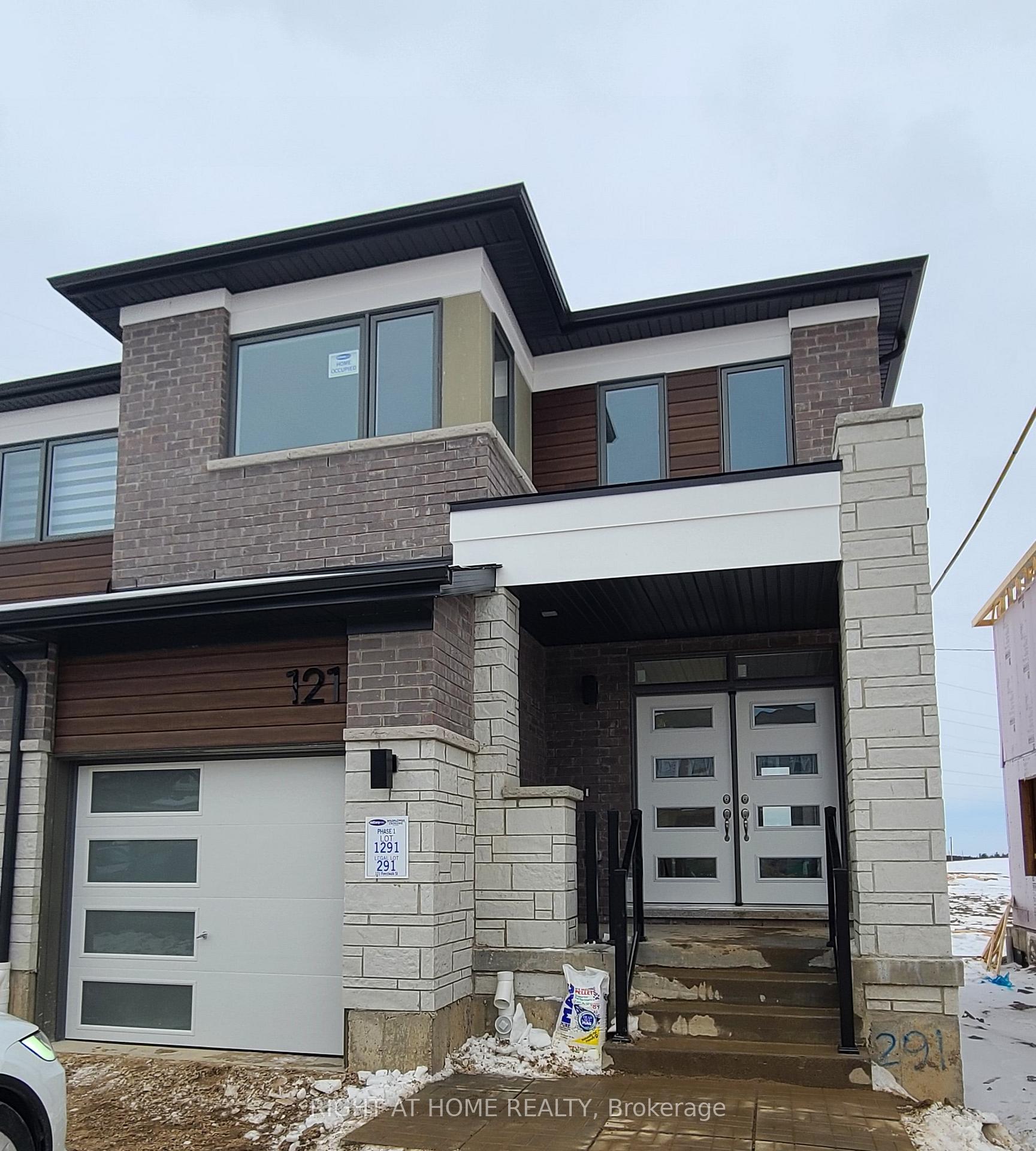 Photo 1 of 121 Forestwalk Street, Kitchener — HOMEH