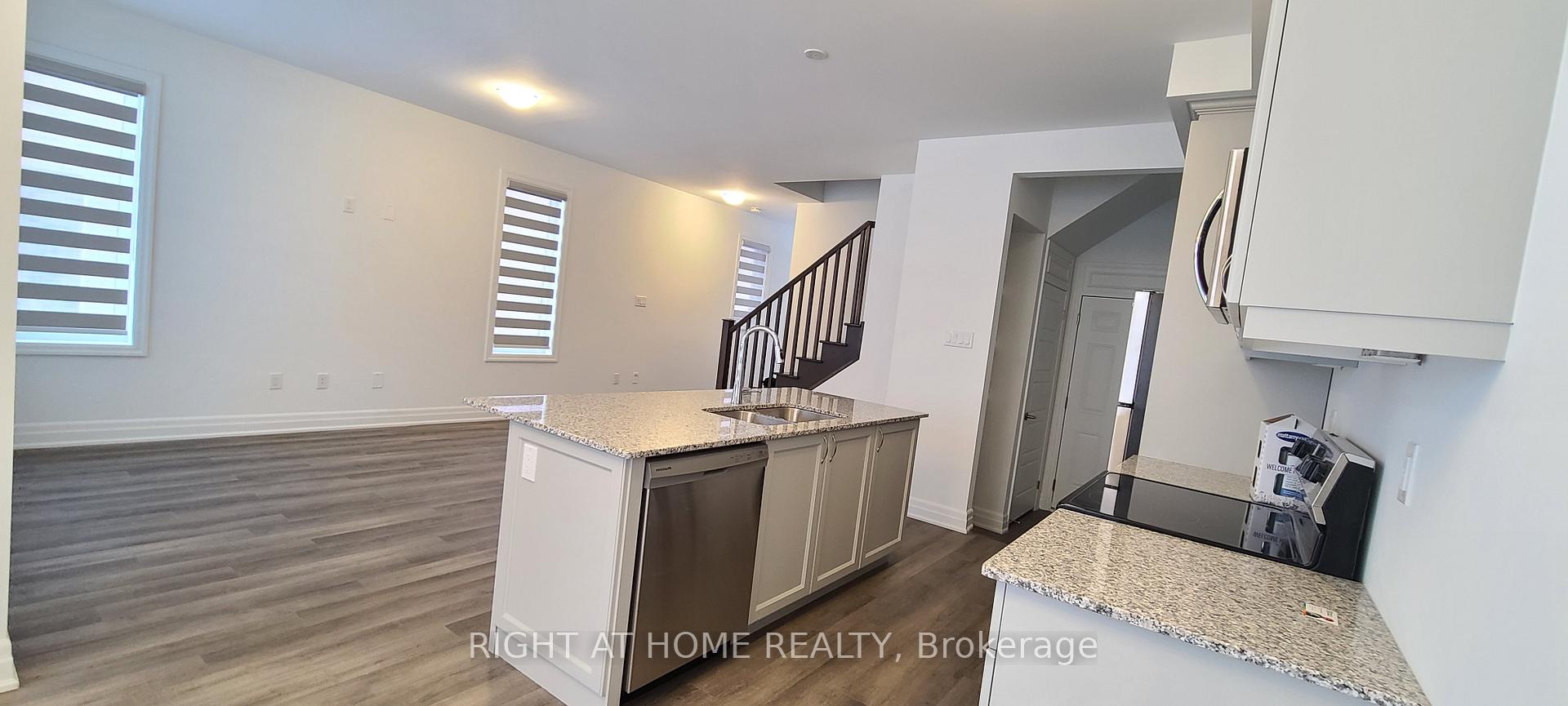 Photo 10 of 121 Forestwalk Street, Kitchener — HOMEH