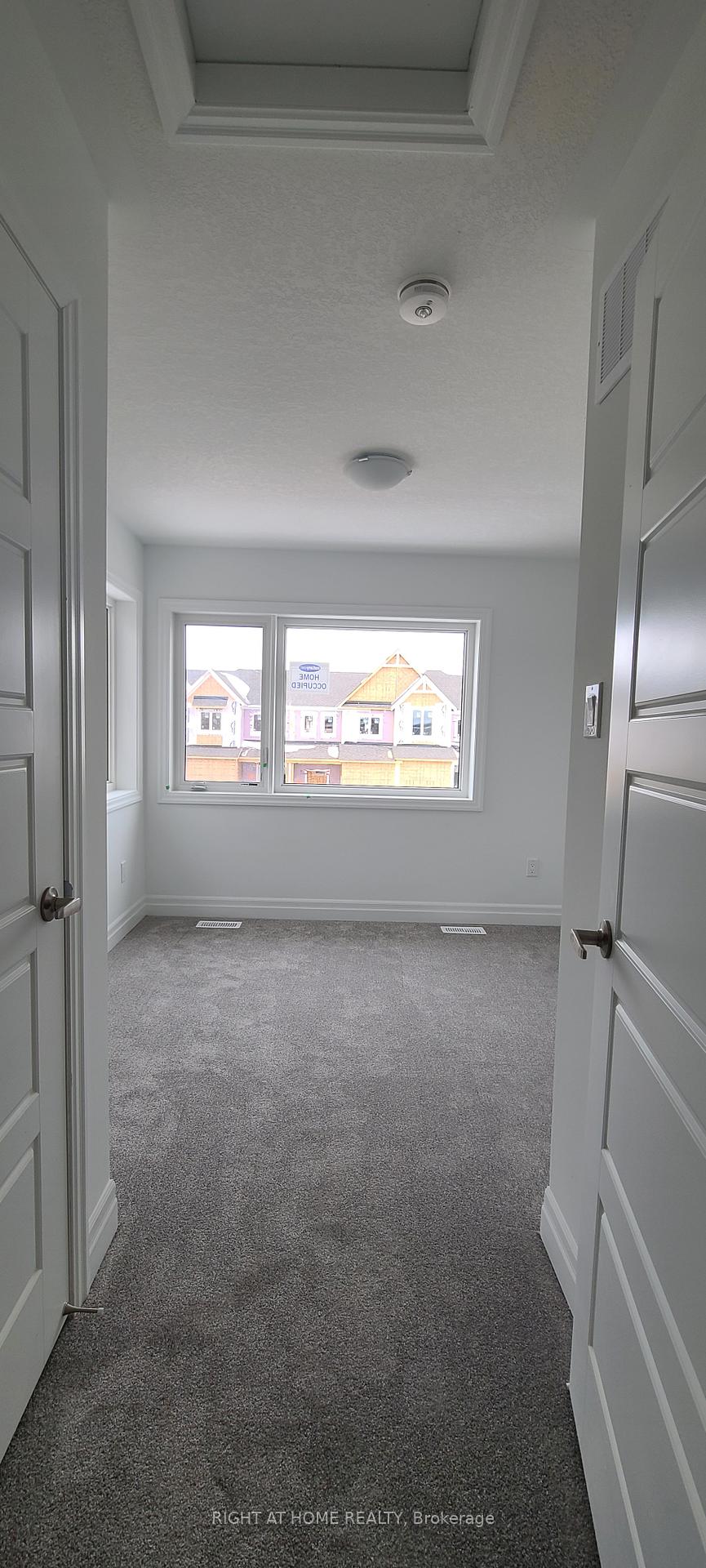 Photo 17 of 121 Forestwalk Street, Kitchener — HOMEH