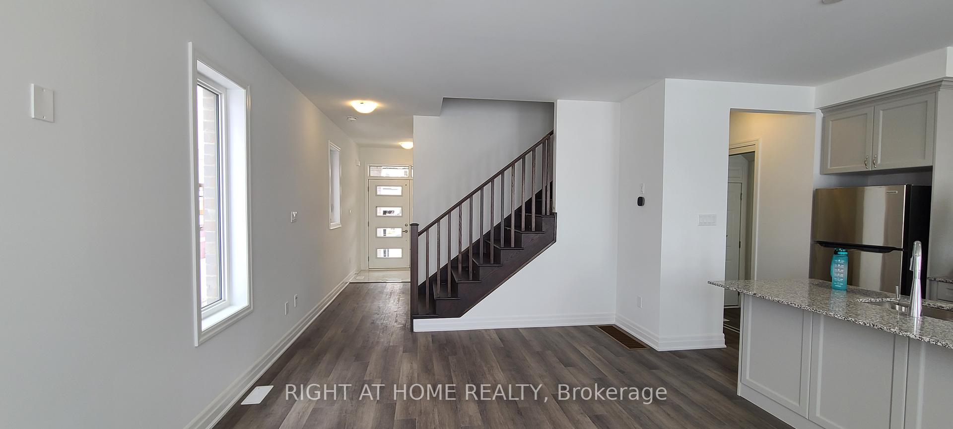Photo 23 of 121 Forestwalk Street, Kitchener — HOMEH