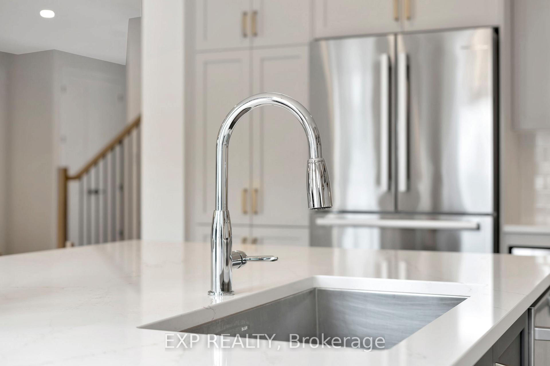 Photo 21 of 526 Anchor Circle, Ottawa, Mahogany Community — HOMEH