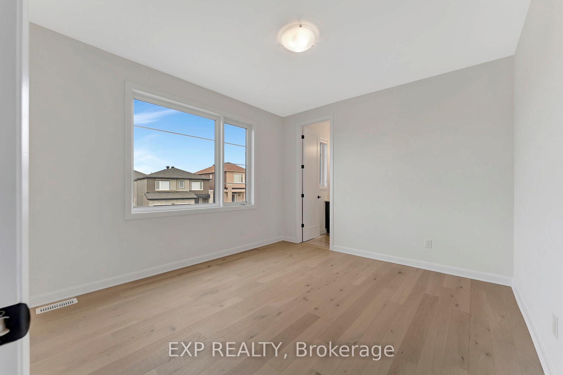 Photo 38 of 526 Anchor Circle, Ottawa, Mahogany Community — HOMEH