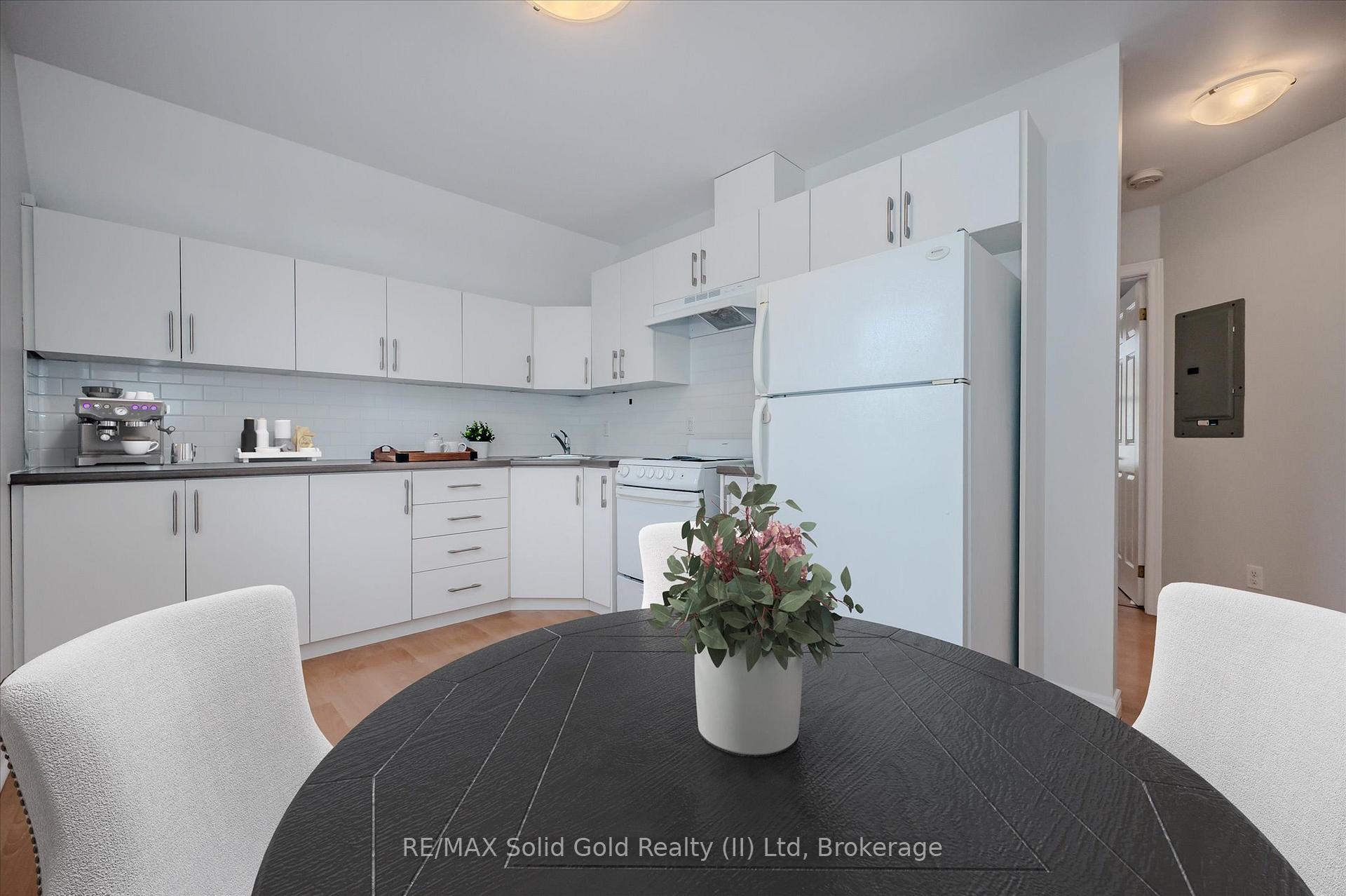 Photo 5 of 149 Joseph Street, Kitchener — HOMEH
