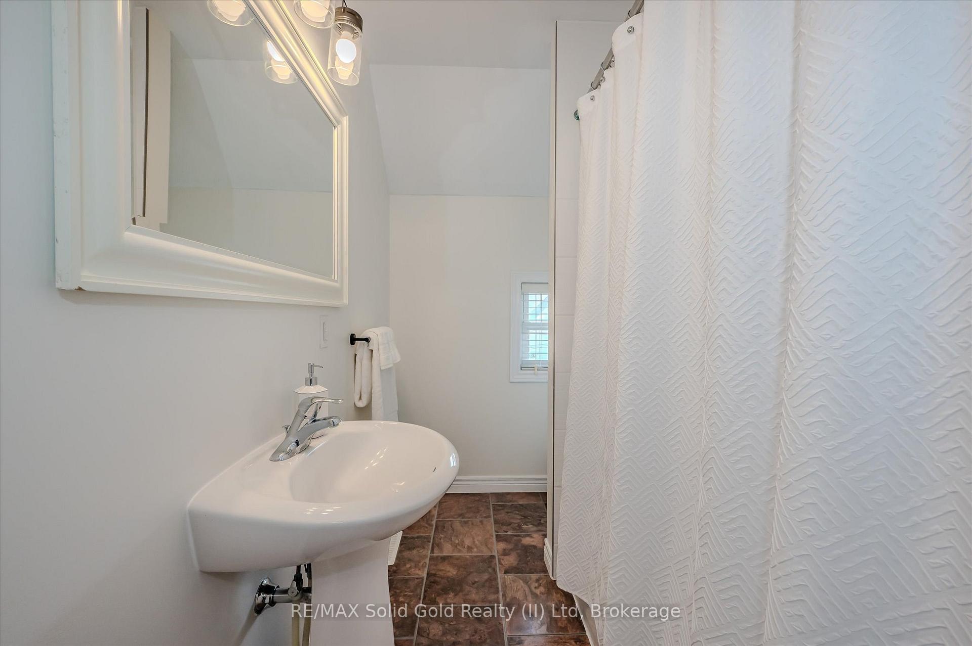 Photo 13 of 149 Joseph Street, Kitchener — HOMEH