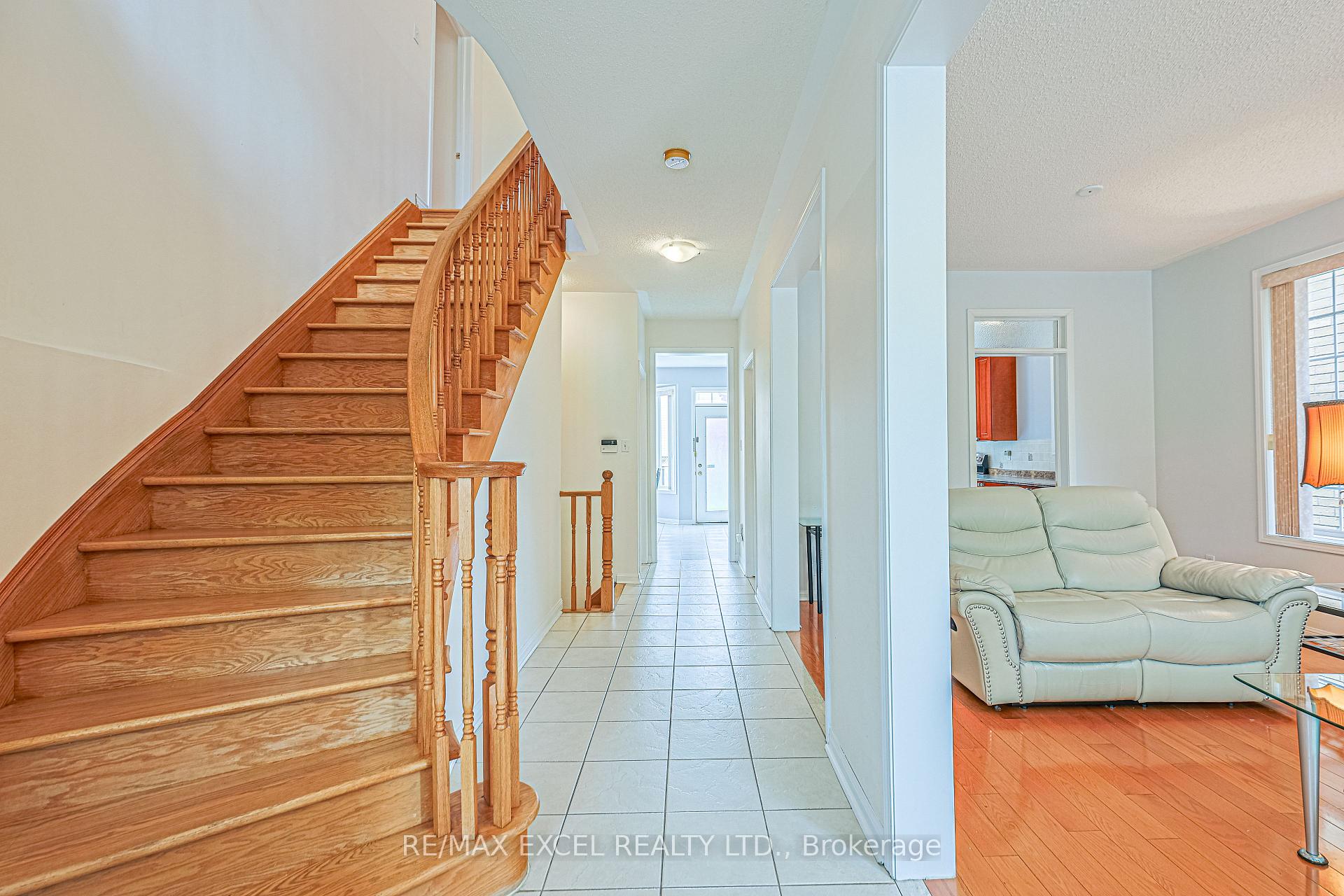 Photo 4 of 37 Baintree Street, Markham, Wismer — HOMEH