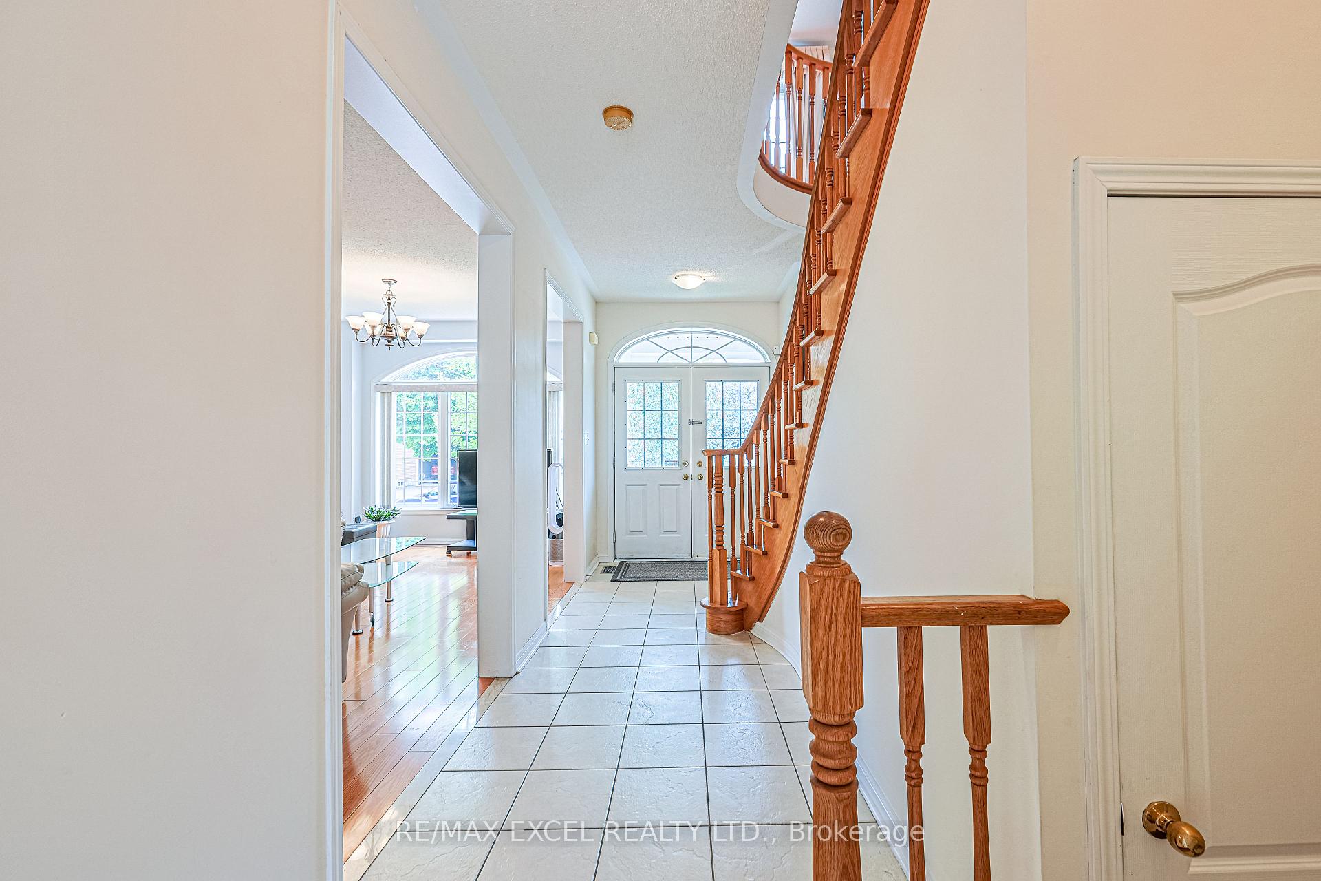 Photo 5 of 37 Baintree Street, Markham, Wismer — HOMEH