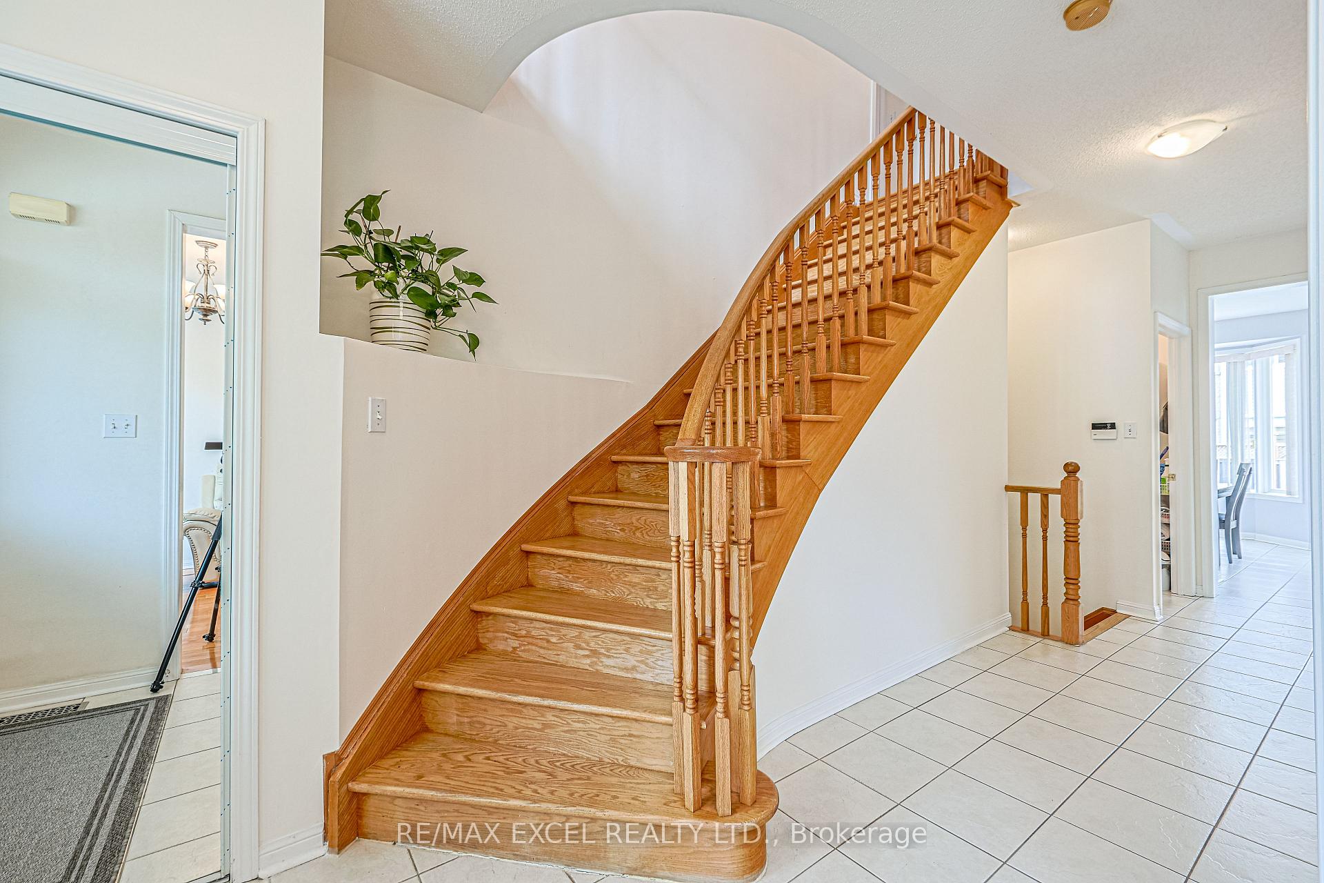 Photo 16 of 37 Baintree Street, Markham, Wismer — HOMEH