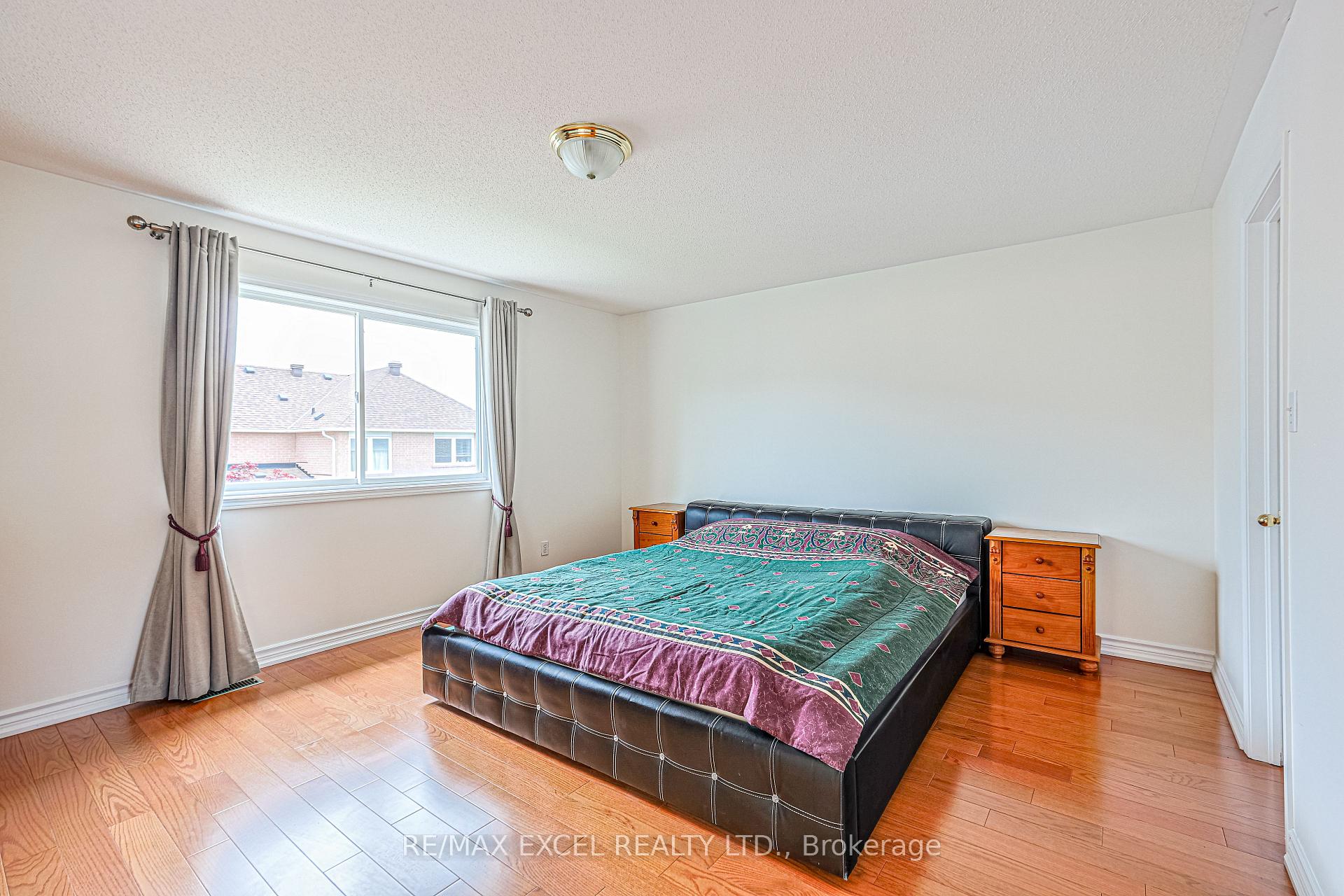 Photo 18 of 37 Baintree Street, Markham, Wismer — HOMEH