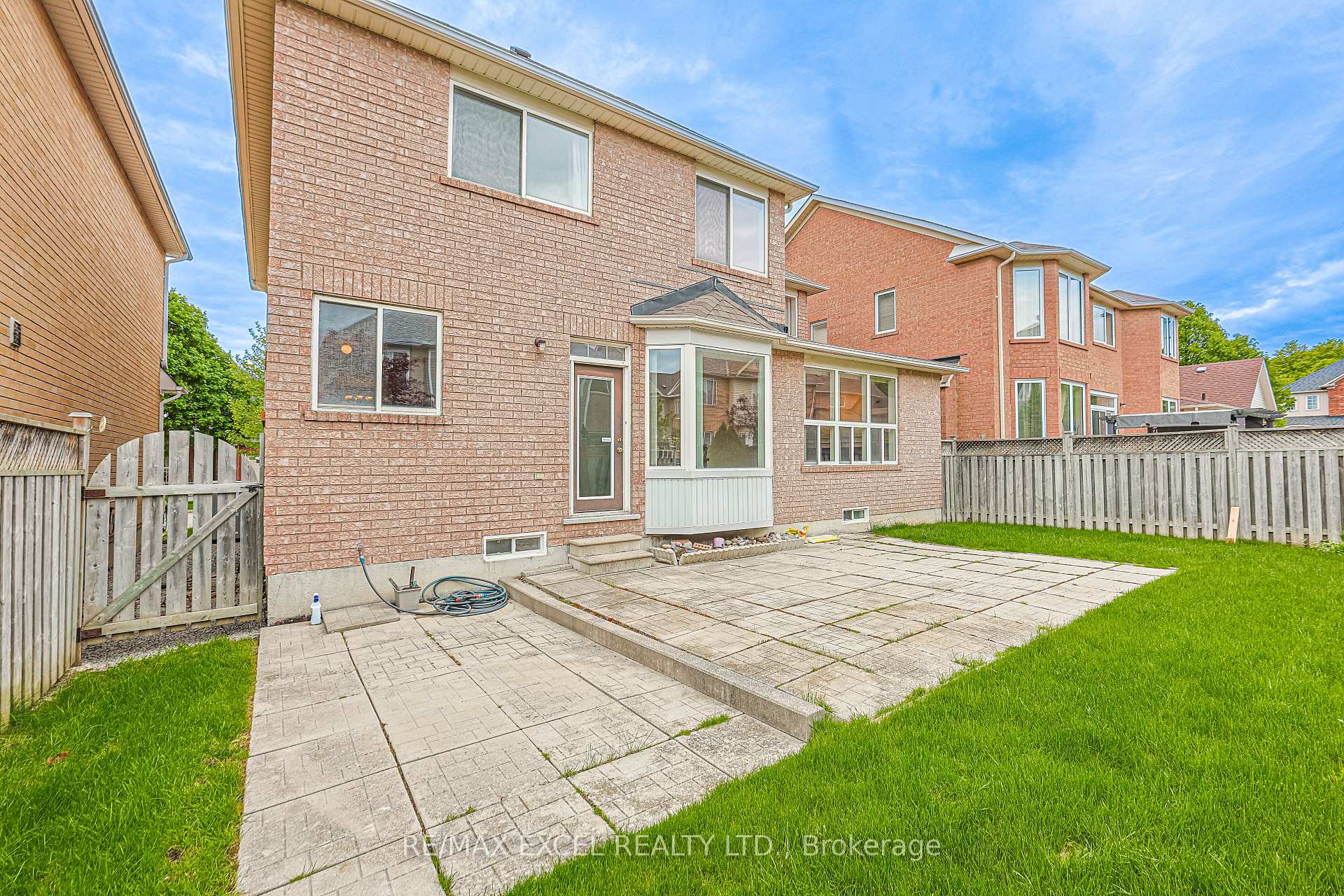 Photo 30 of 37 Baintree Street, Markham, Wismer — HOMEH