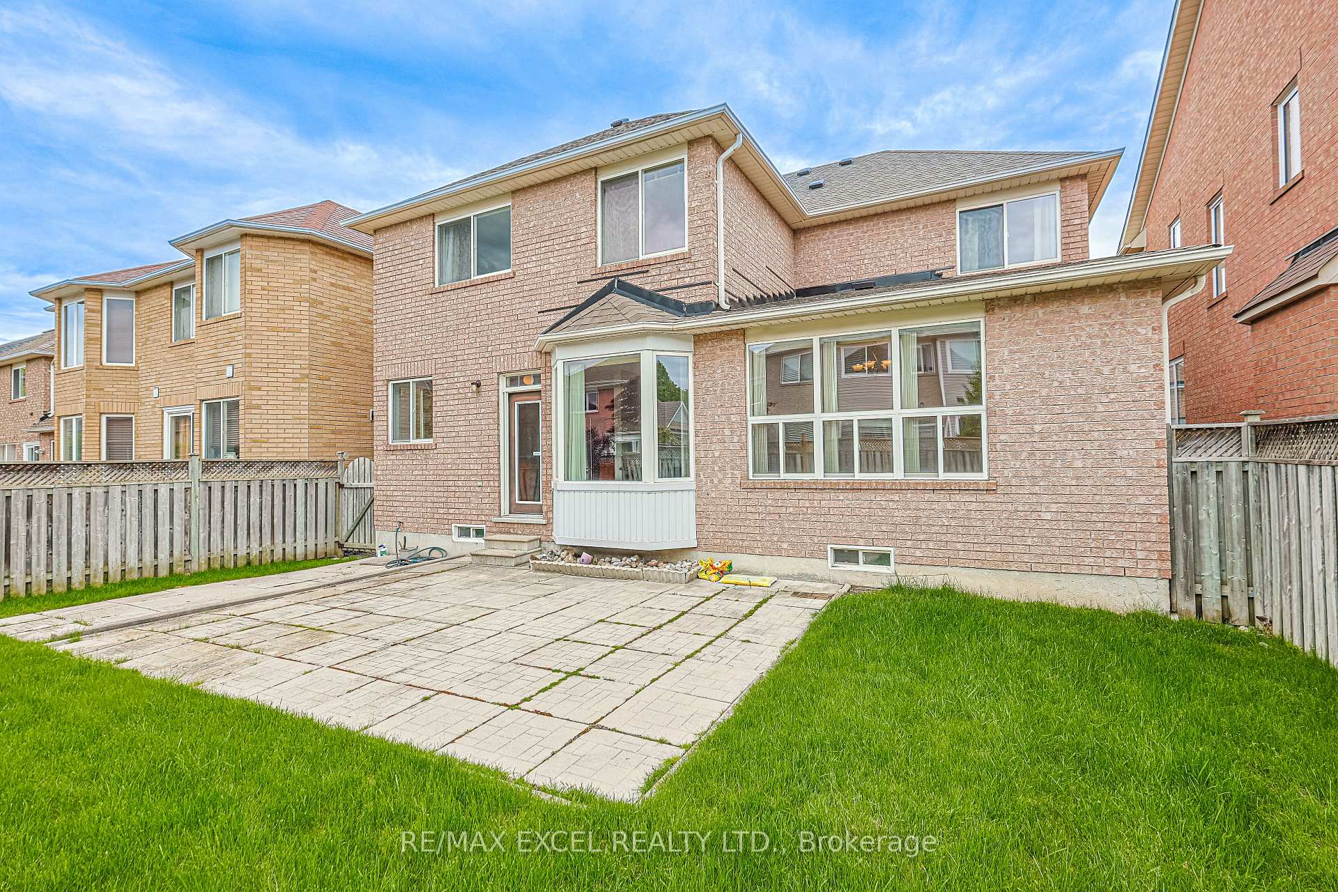 Photo 31 of 37 Baintree Street, Markham, Wismer — HOMEH