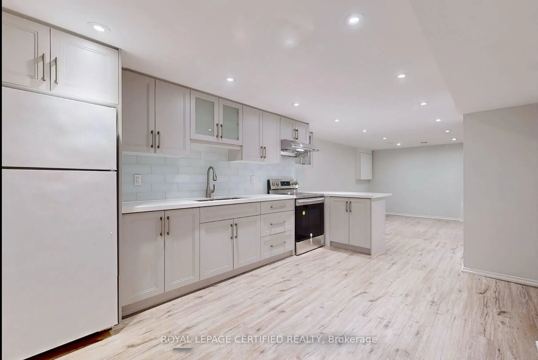 Photo 3 of Unit BASEMENT LEVEL, 46 Michener Crescent, Markham, Raymerville — HOMEH