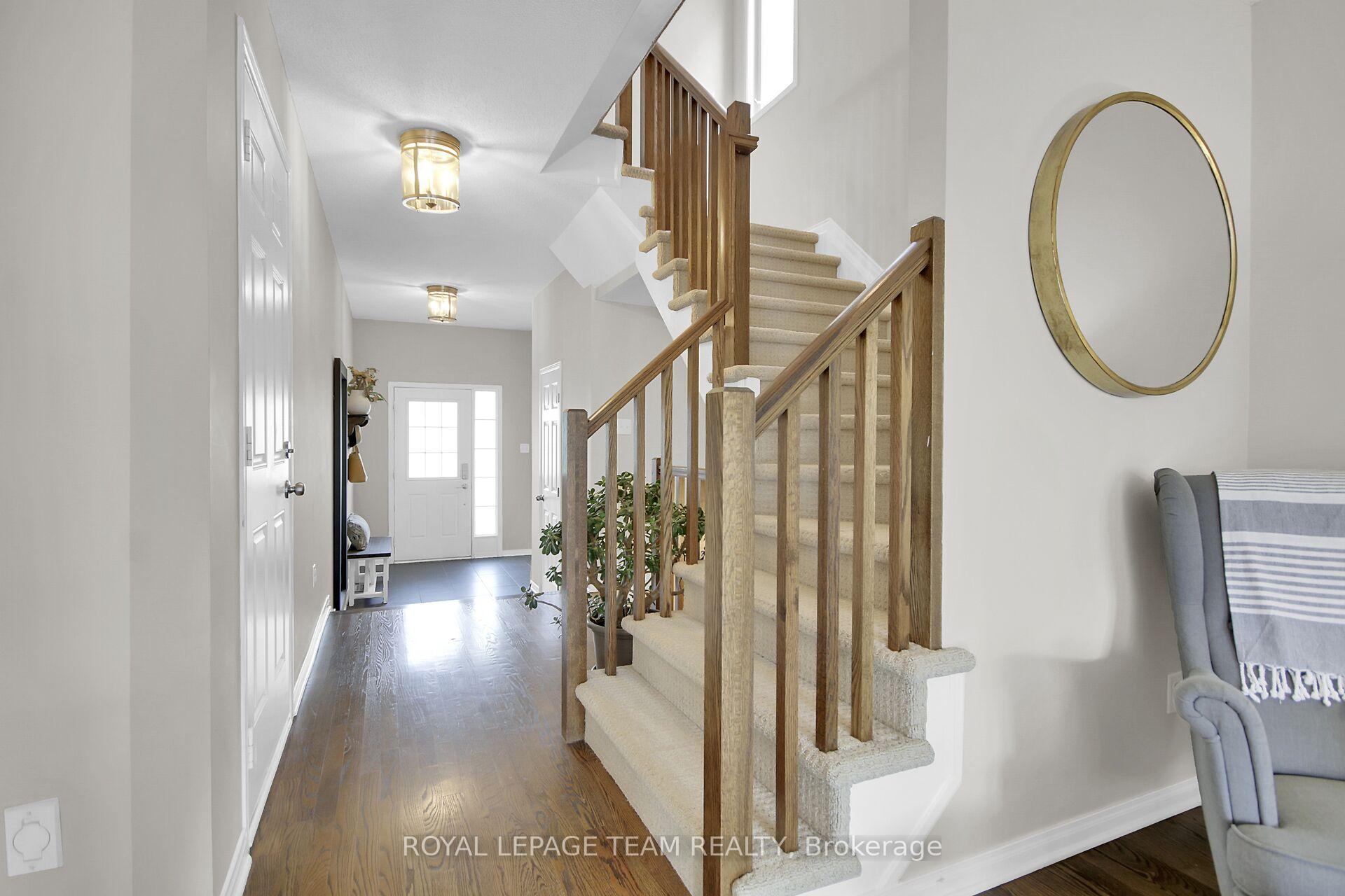 Photo 4 of 312 Amici Terrace, Ottawa, Kanata - Emerald Meadows/Trailwest — HOMEH