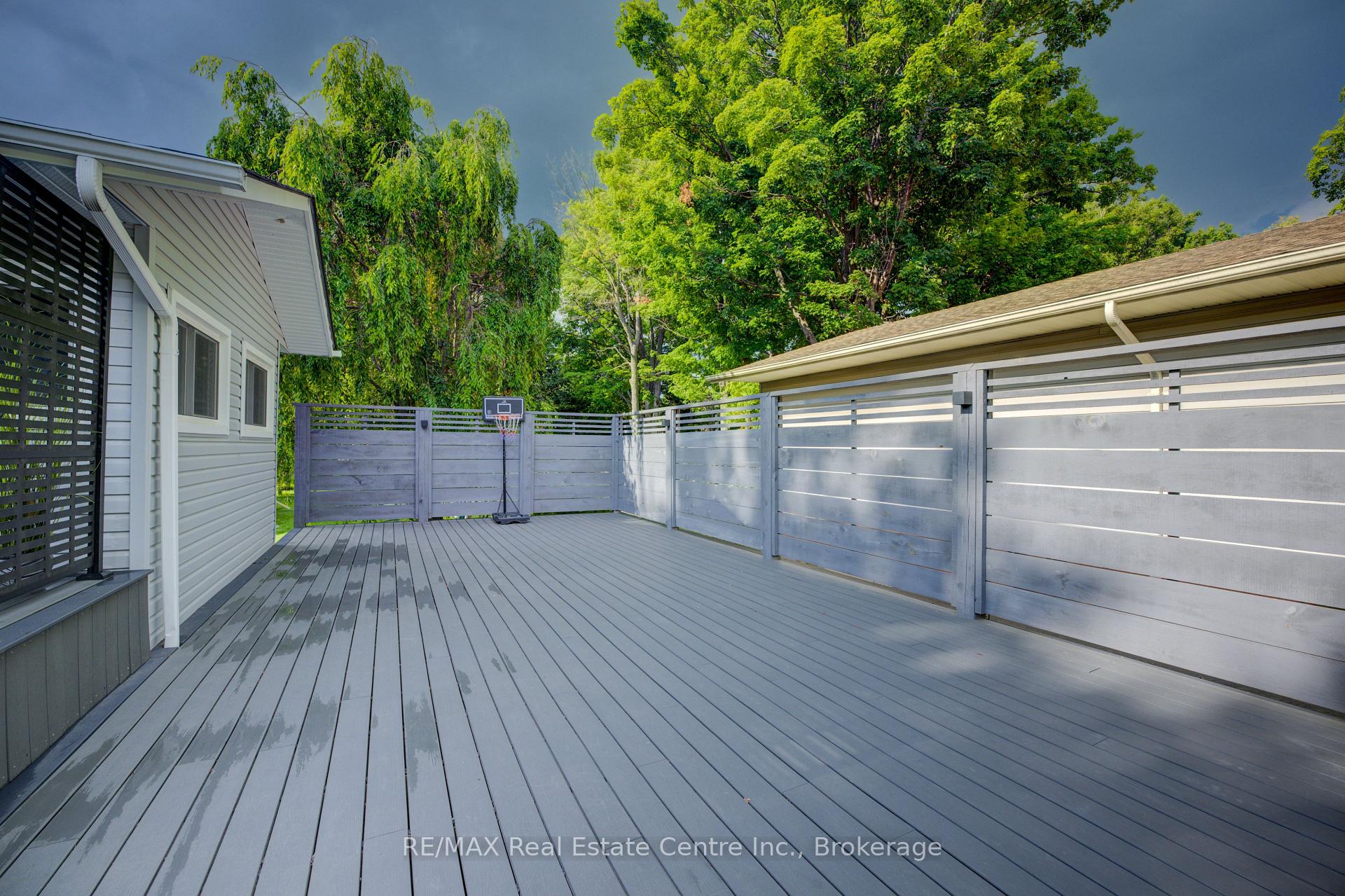 Photo 14 of 120 Rennie Drive, Kitchener — HOMEH