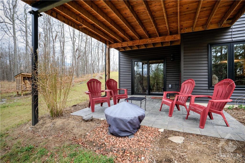 Photo 4 of 195 Maple Street, Lanark Highlands, Lanark Highlands (Dalhousie) Twp — HOMEH