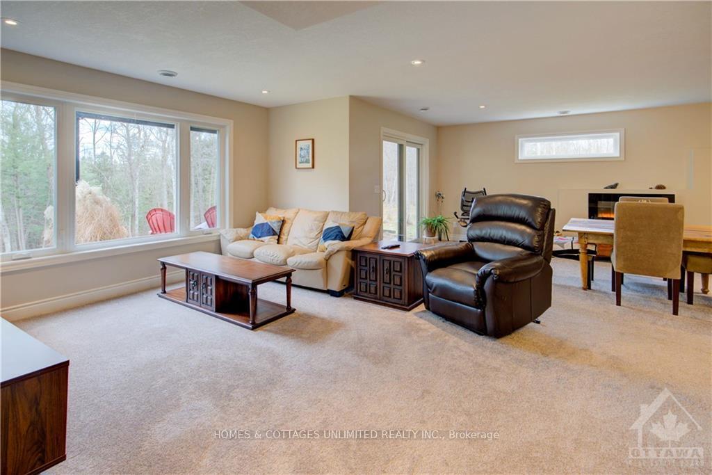 Photo 27 of 195 Maple Street, Lanark Highlands, Lanark Highlands (Dalhousie) Twp — HOMEH