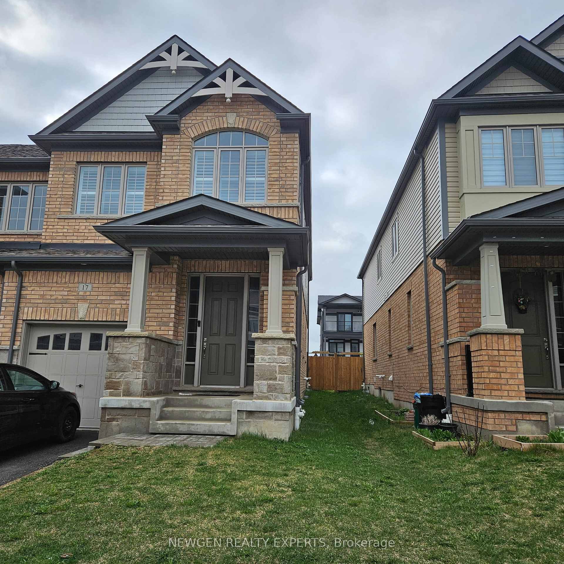 Front of 17 Stonehill Avenue