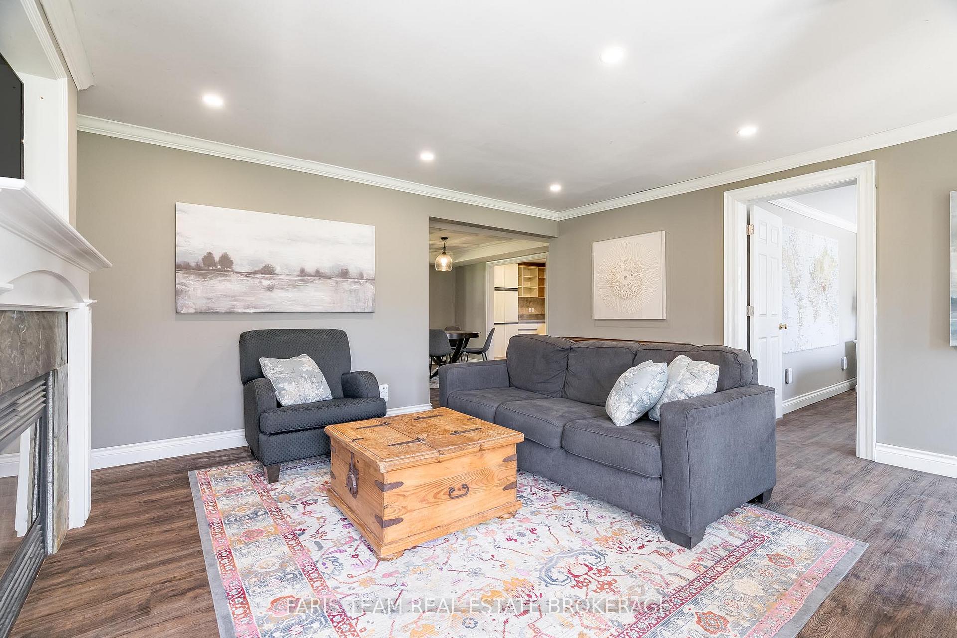 Photo 9 of 1042 Cameron Street, Innisfil, Rural Innisfil — HOMEH