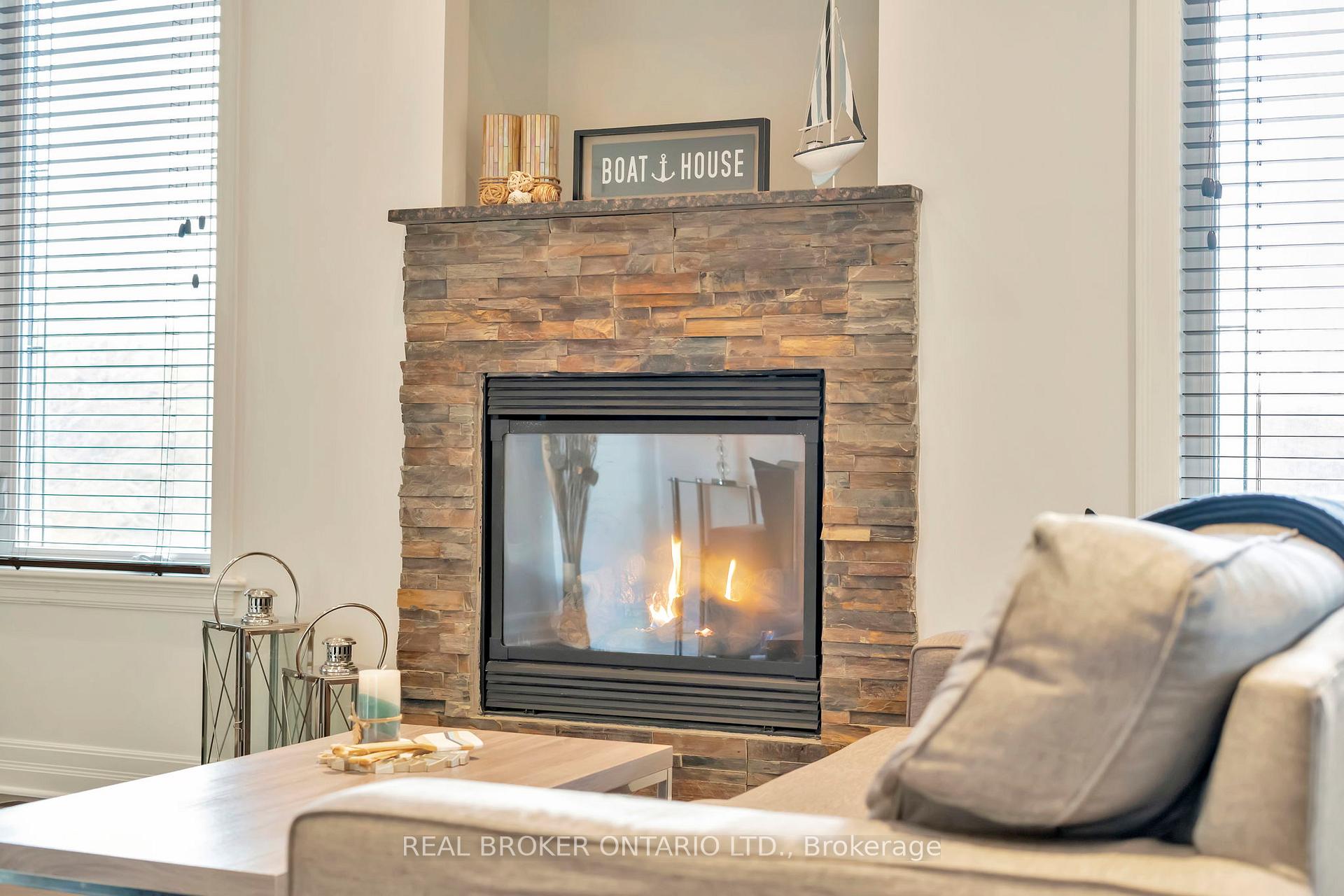 Photo 10 of 1040 Black Canary Drive, Ottawa, Manotick East to Manotick Station — HOMEH