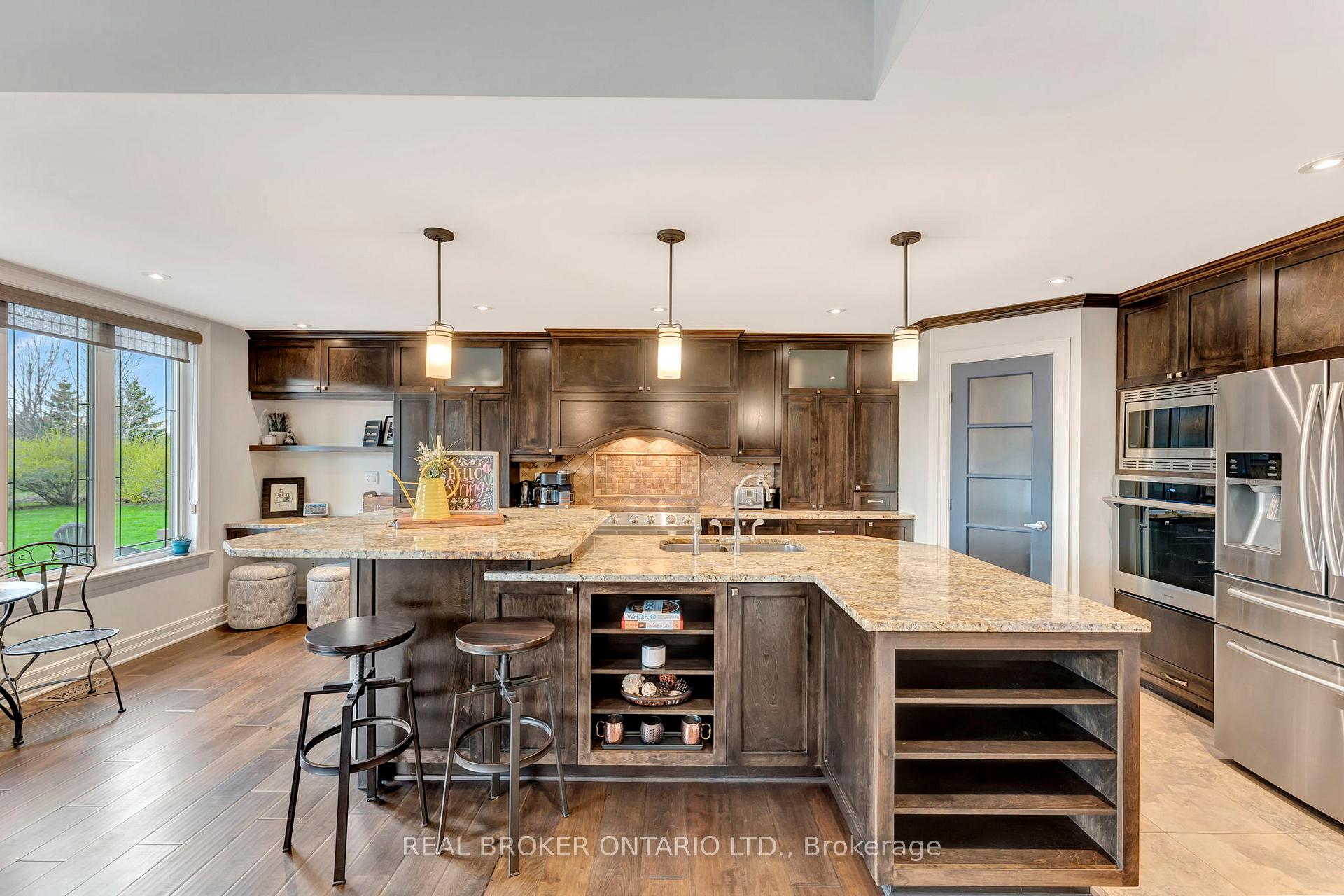 Photo 13 of 1040 Black Canary Drive, Ottawa, Manotick East to Manotick Station — HOMEH