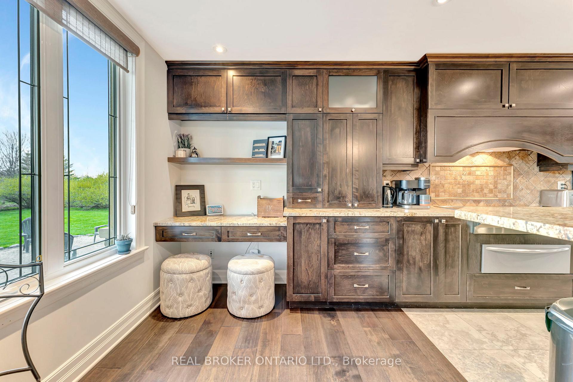 Photo 15 of 1040 Black Canary Drive, Ottawa, Manotick East to Manotick Station — HOMEH