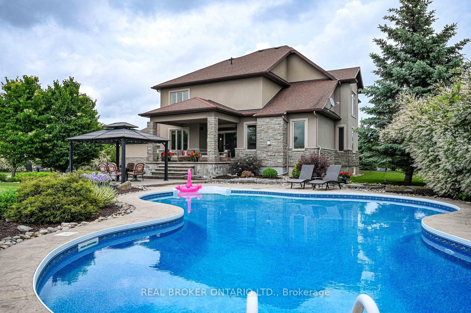 Photo 46 of 1040 Black Canary Drive, Ottawa, Manotick East to Manotick Station — HOMEH