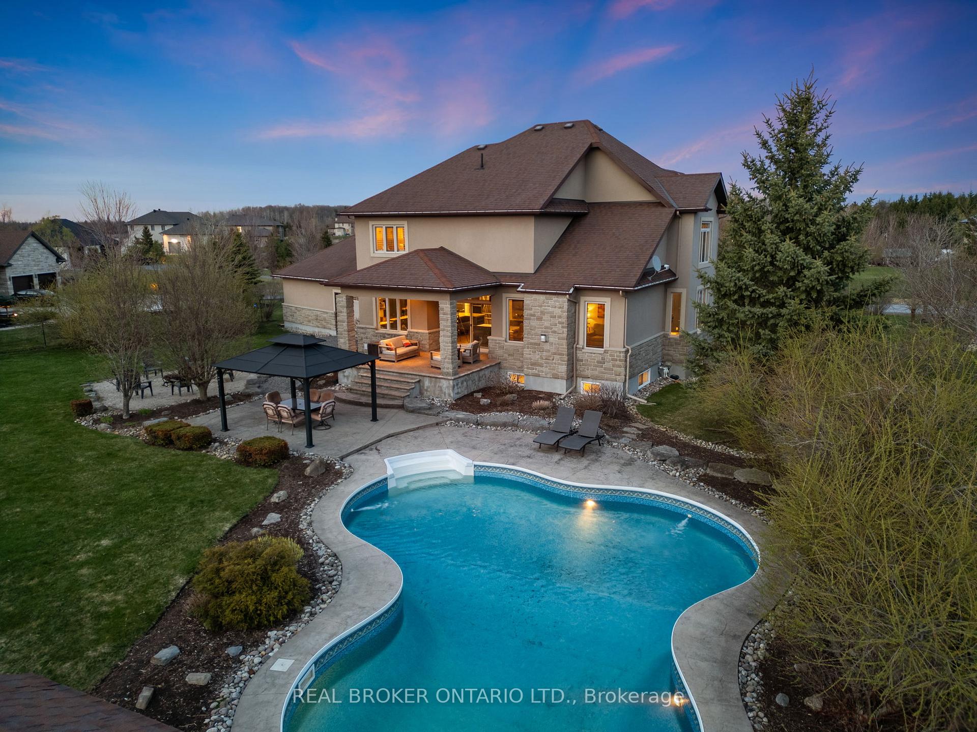 Photo 48 of 1040 Black Canary Drive, Ottawa, Manotick East to Manotick Station — HOMEH