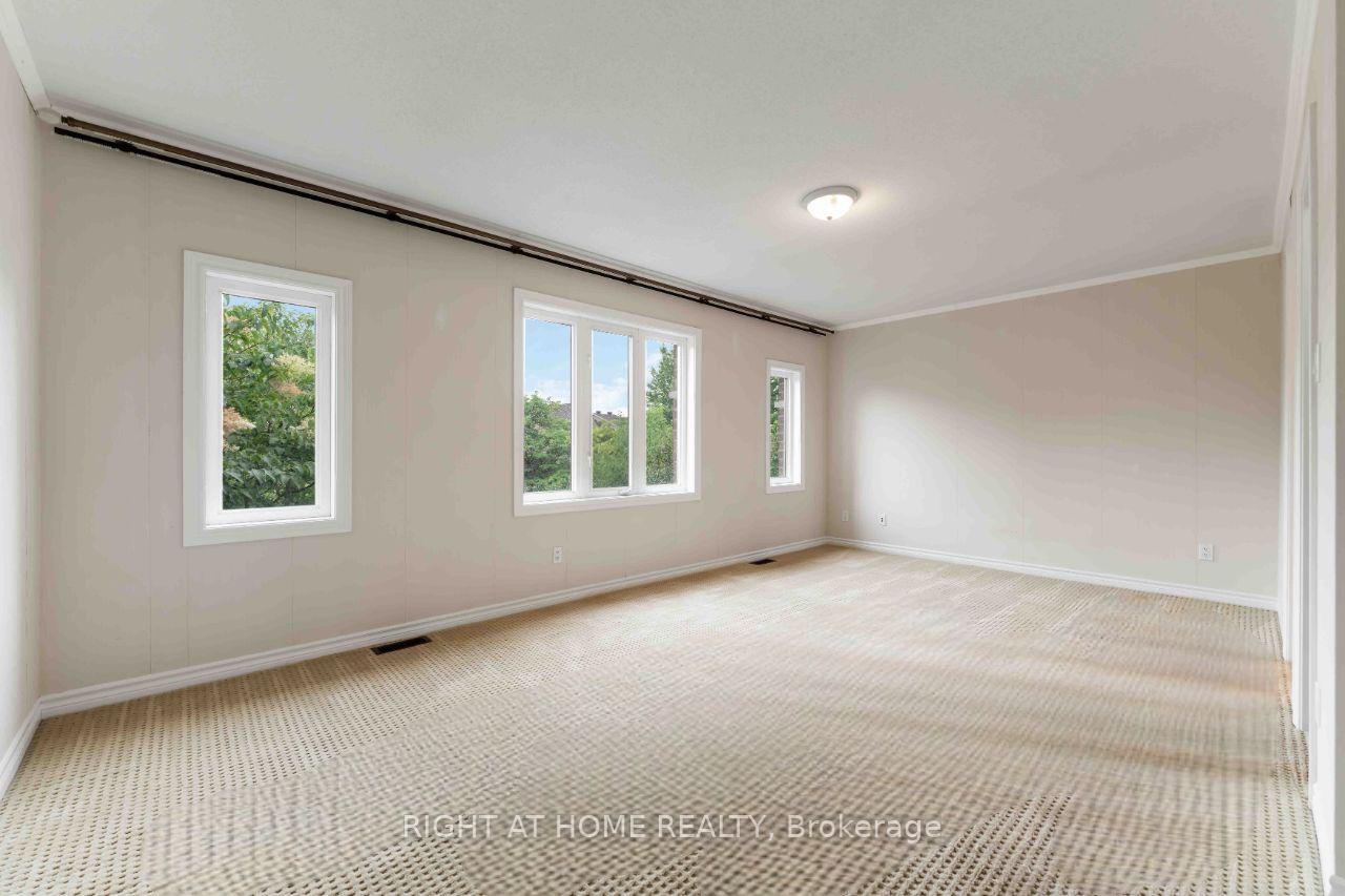 Photo 15 of 218 Tandalee Crescent, Ottawa, Kanata - Emerald Meadows/Trailwest — HOMEH
