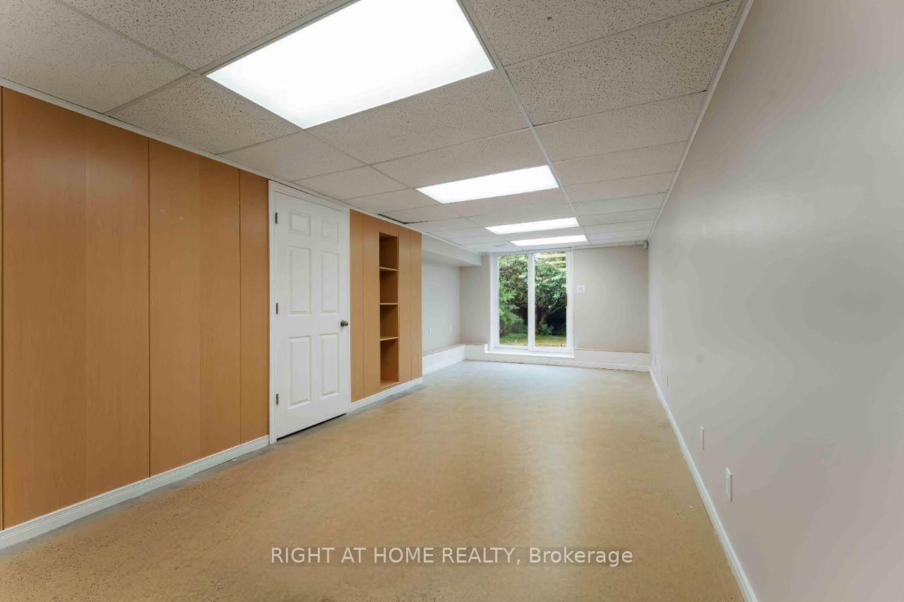 Photo 23 of 218 Tandalee Crescent, Ottawa, Kanata - Emerald Meadows/Trailwest — HOMEH