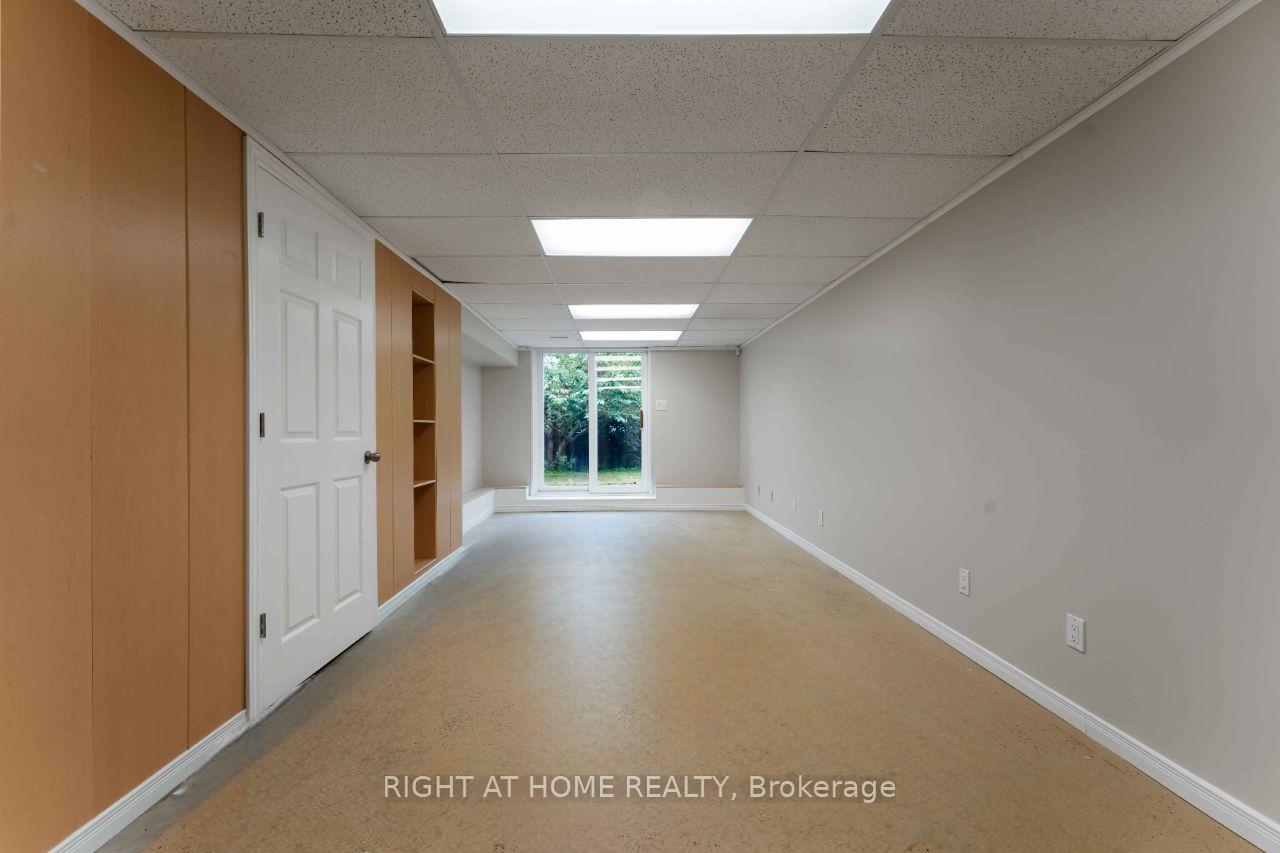 Photo 25 of 218 Tandalee Crescent, Ottawa, Kanata - Emerald Meadows/Trailwest — HOMEH